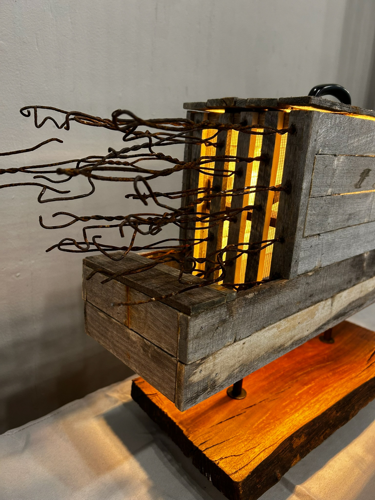 Detail: Horizontal II 2 x 3W LEDs