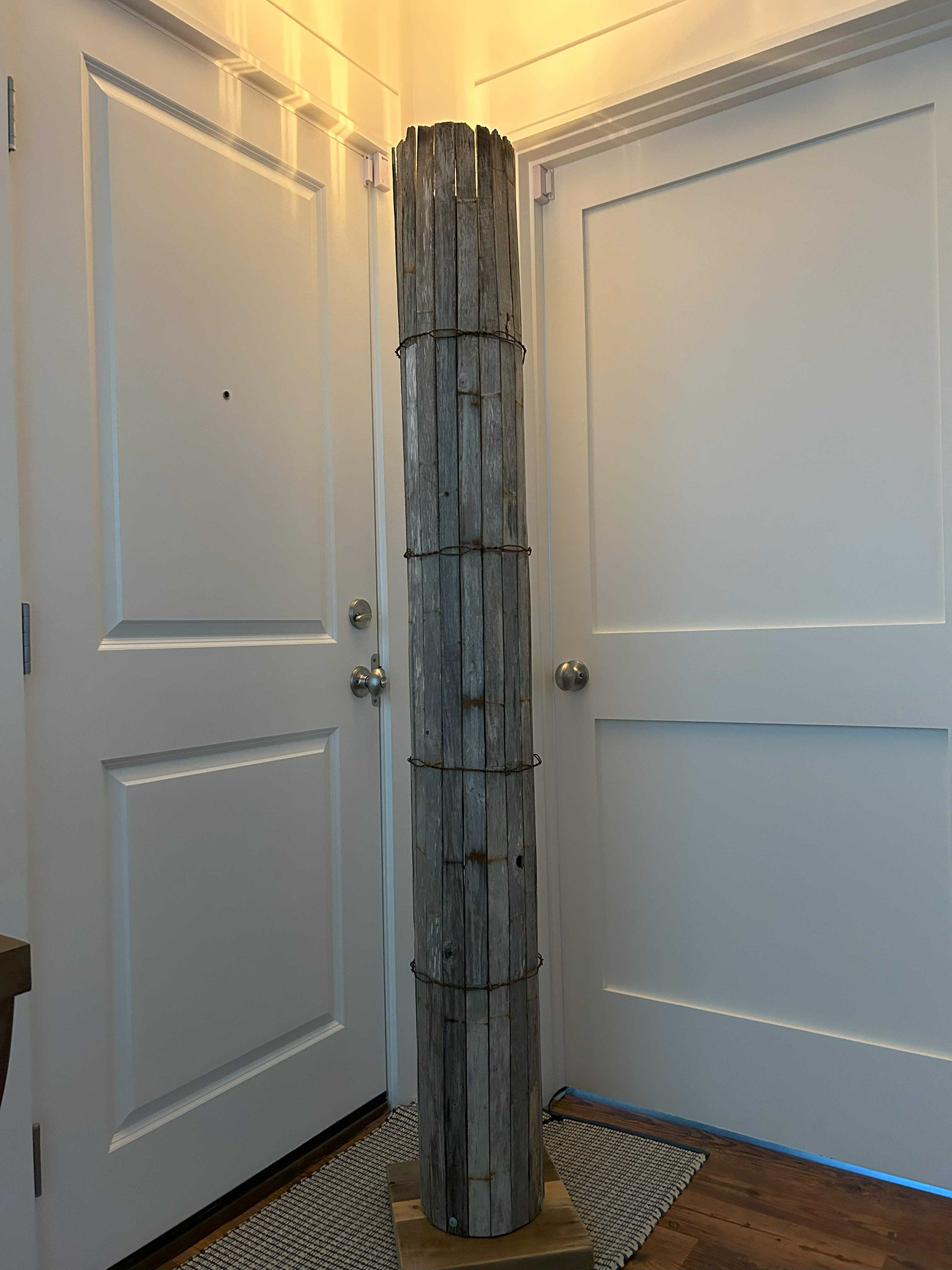 TallBoy...upper reflector light in dark setting