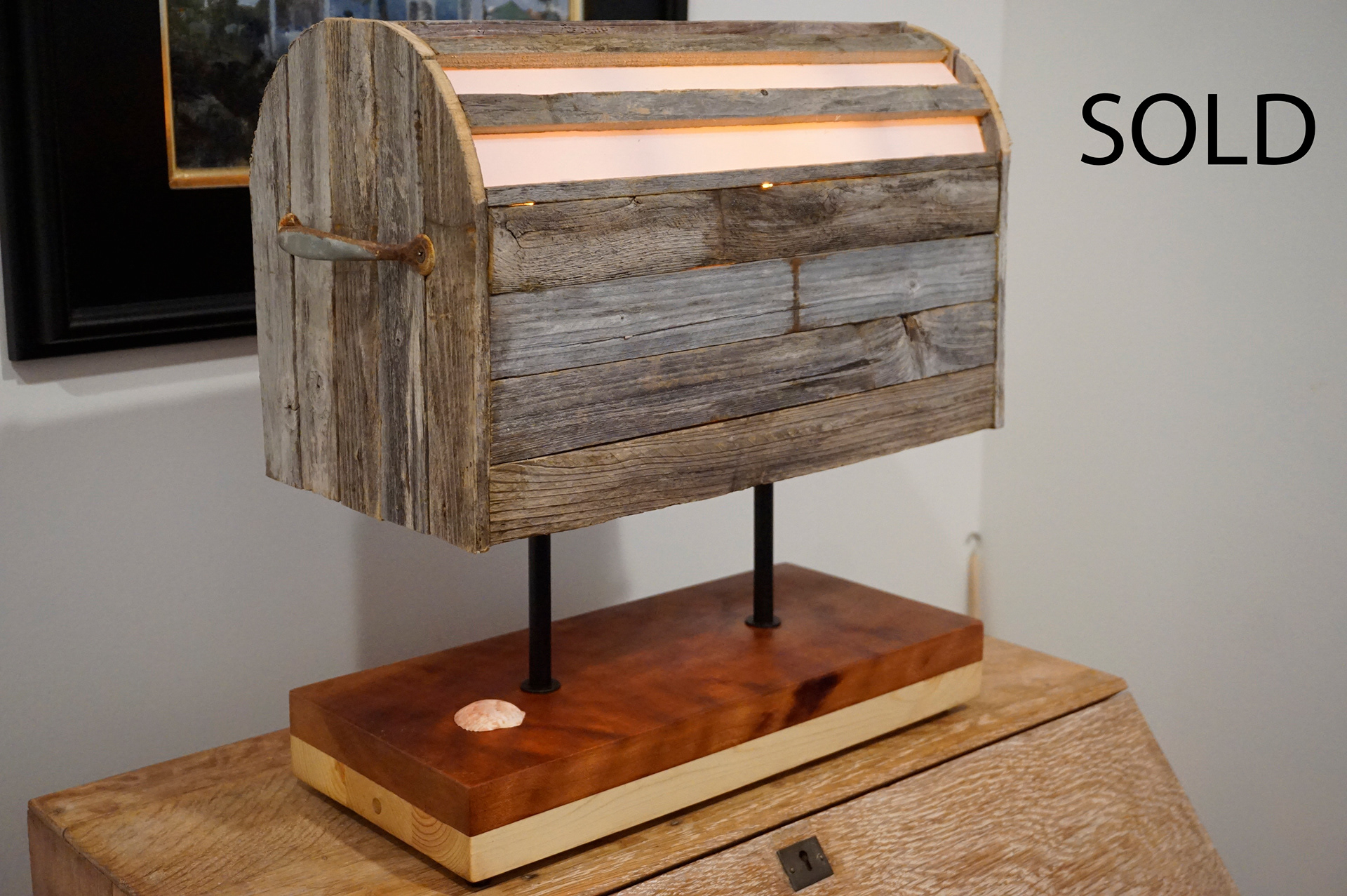 "Mail Box"...daylight: 2 x 1w LED flicker bulbs  16 x 7 x 16