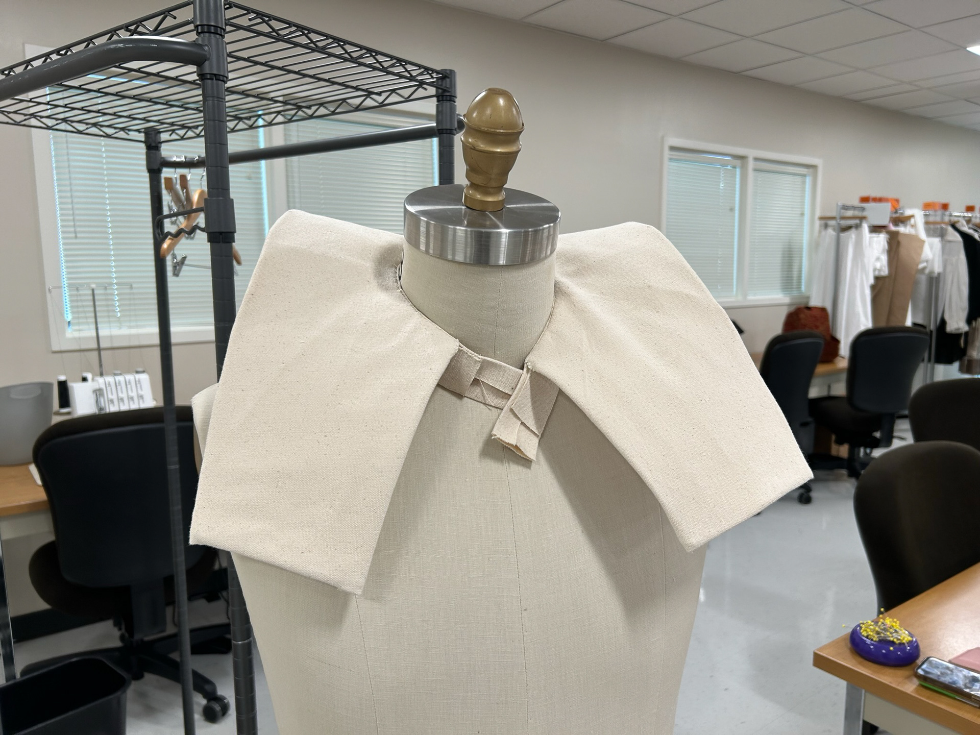 Collar without hooks, final neck measurement
