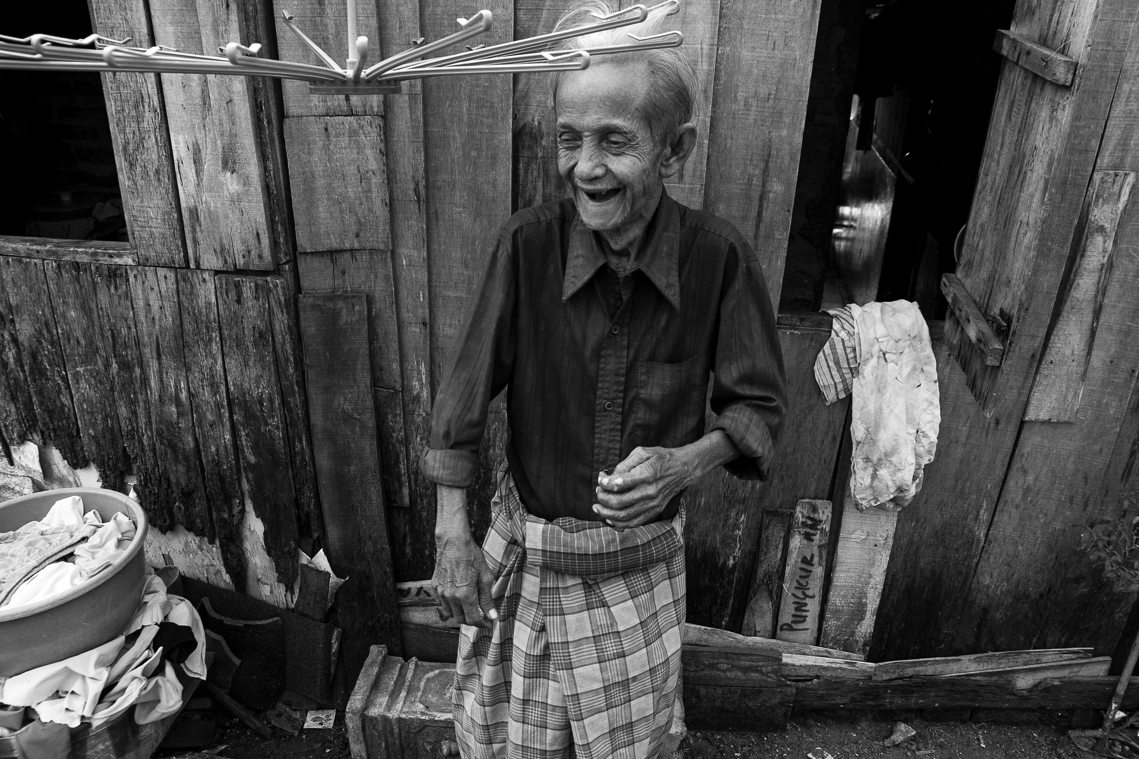 Alter lächelner Mann. Semarang, Indonesien (2009)
