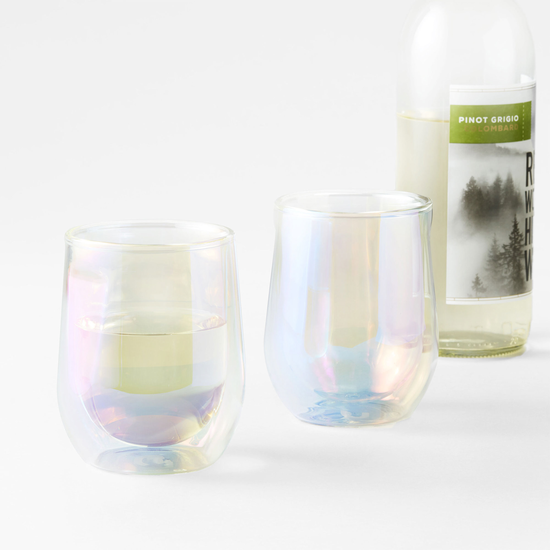After- shows scale, lighting and prop liquid allows product detail to be clearly seen