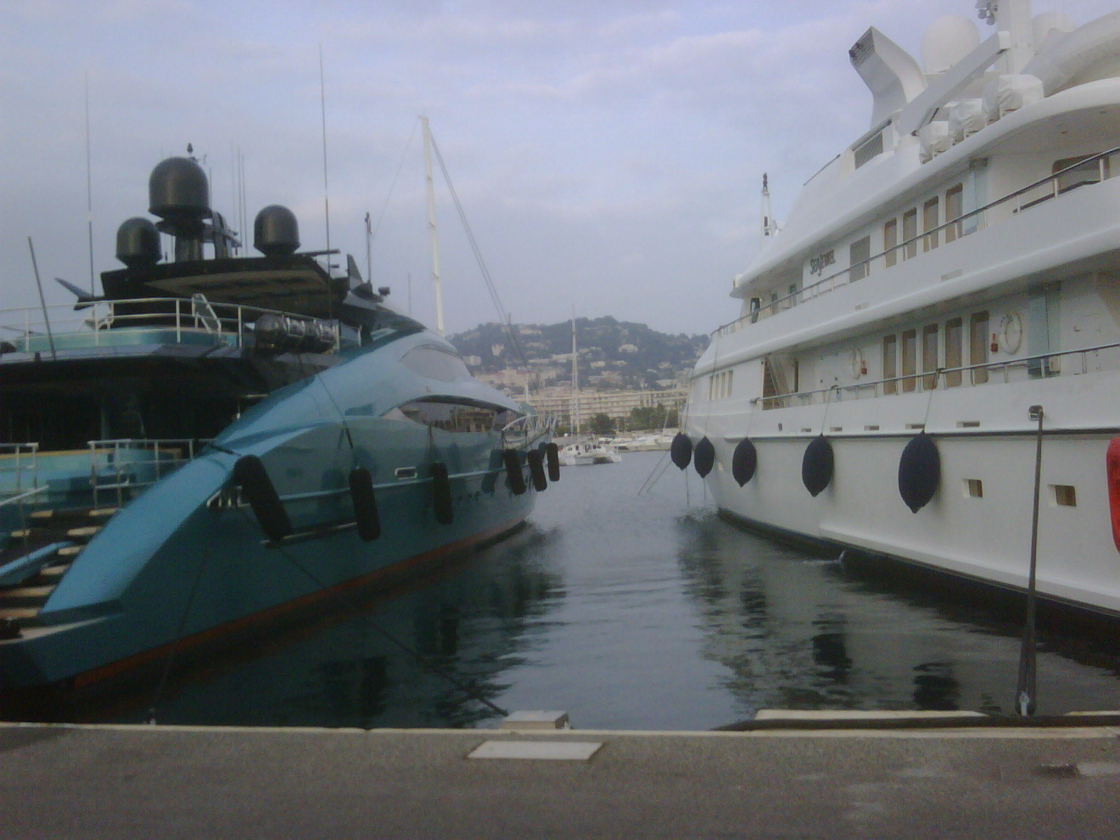 No signs of a recession in Cannes