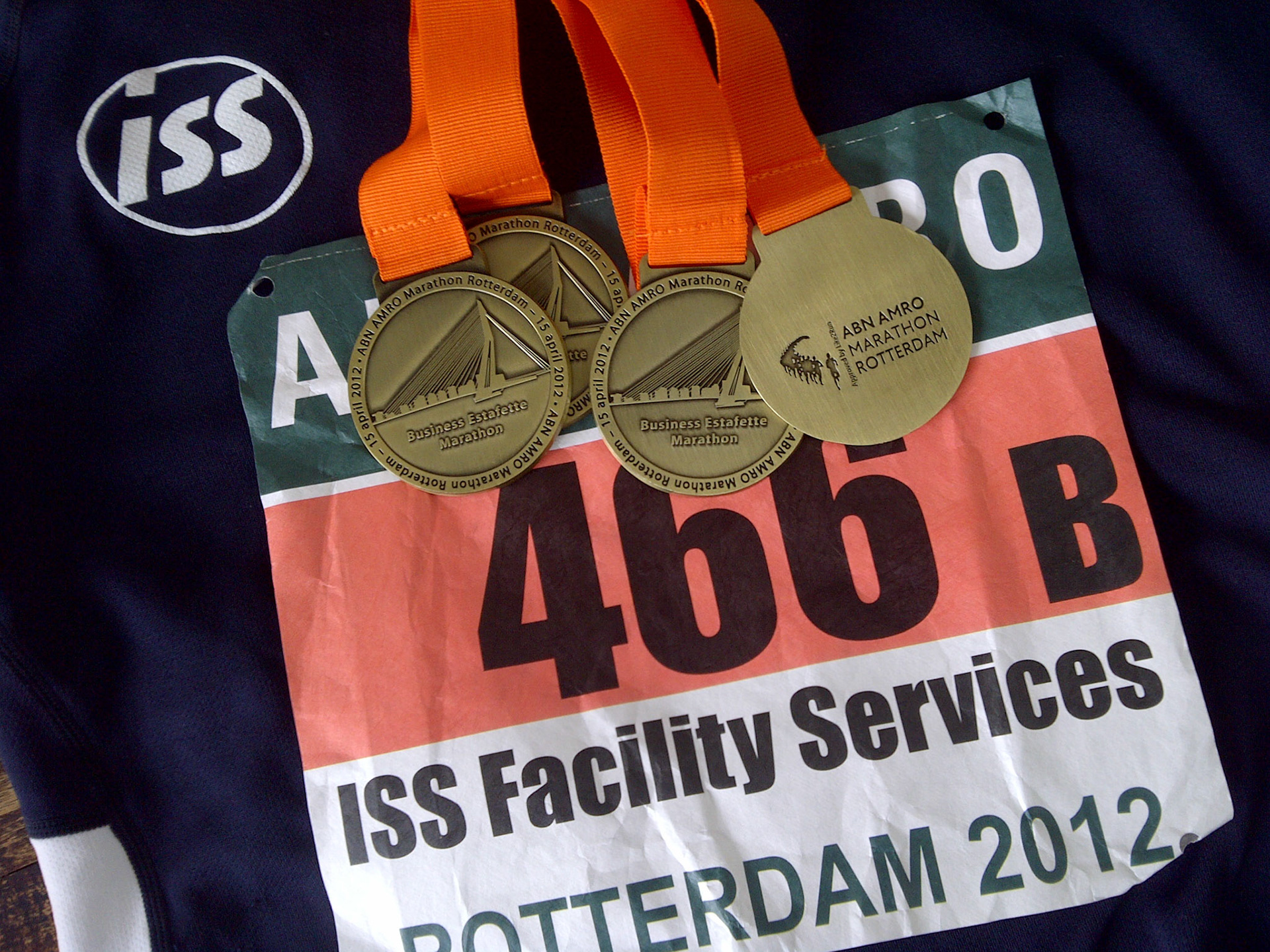 34e van 518 geworden met het snelle ISS team tijdens Rotterdam estafette marathon