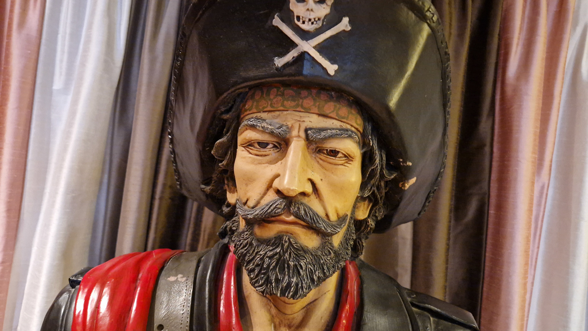 Be a pirate