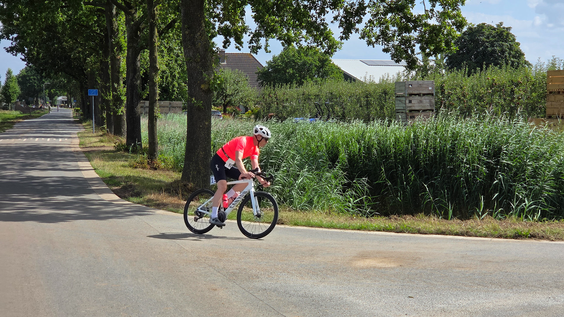 Mart door de bocht