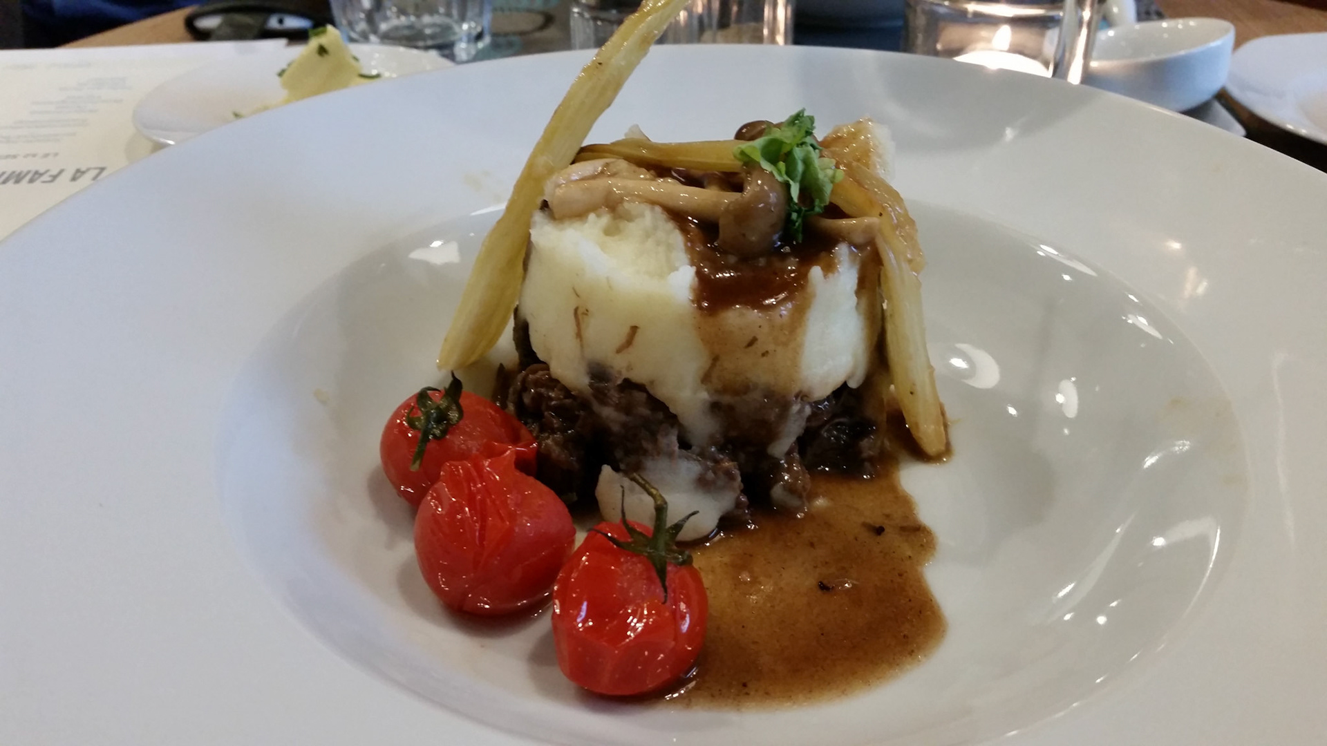 Boeff Braise bij La Famille Belier