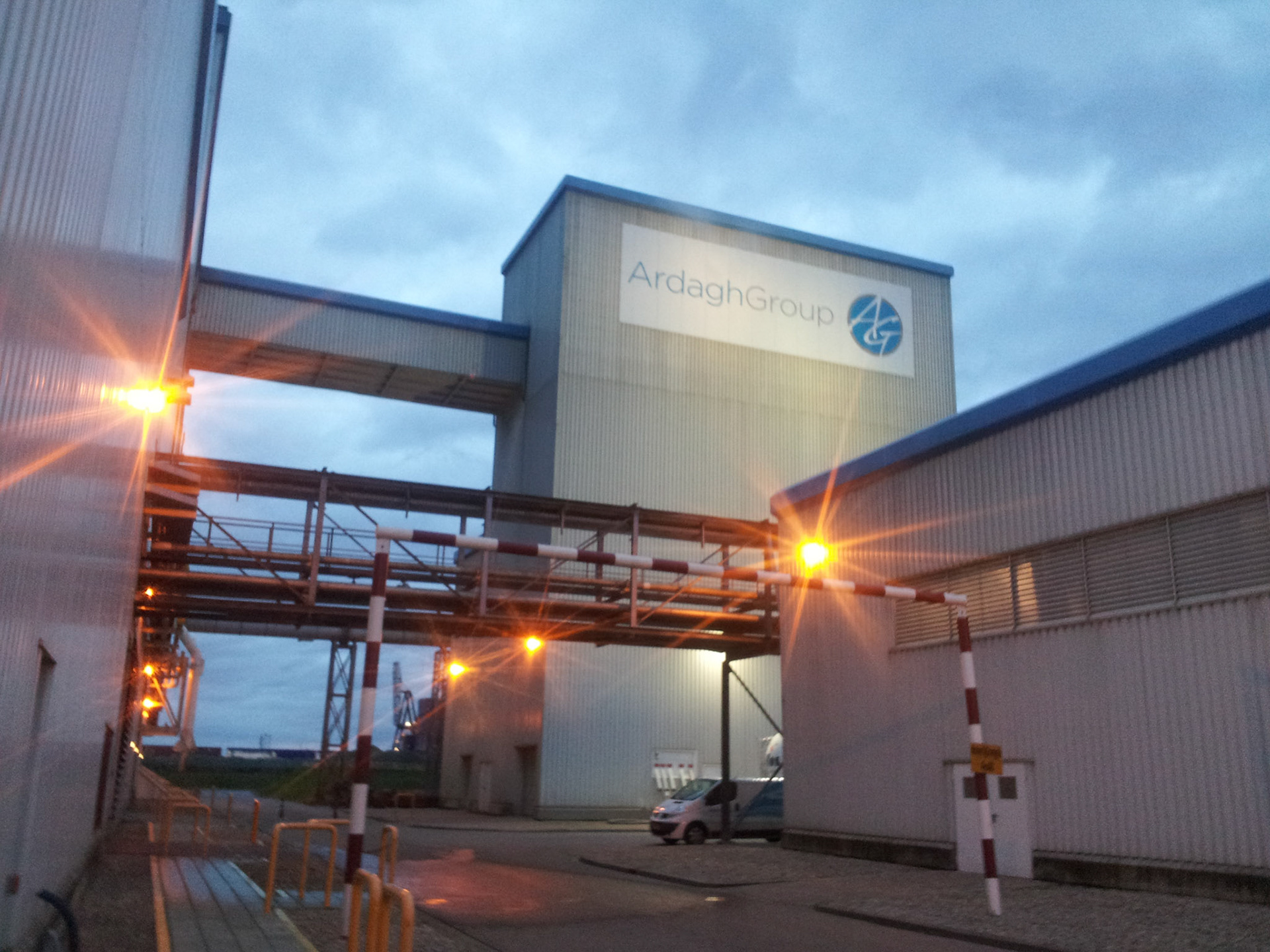 Vandaag een hele dag mee in een bijzondere glasfabriek