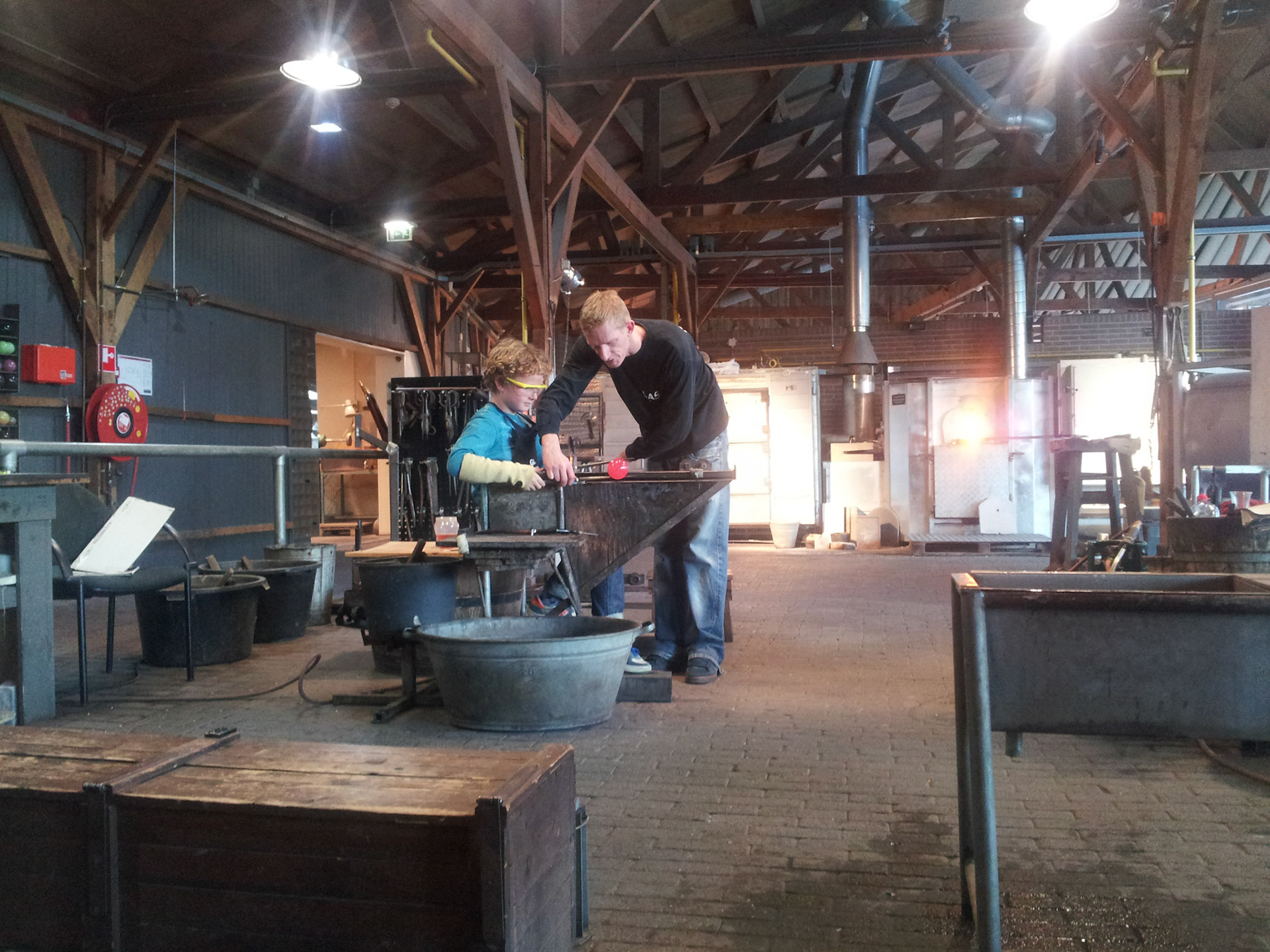 Mathijn mag glasblazen