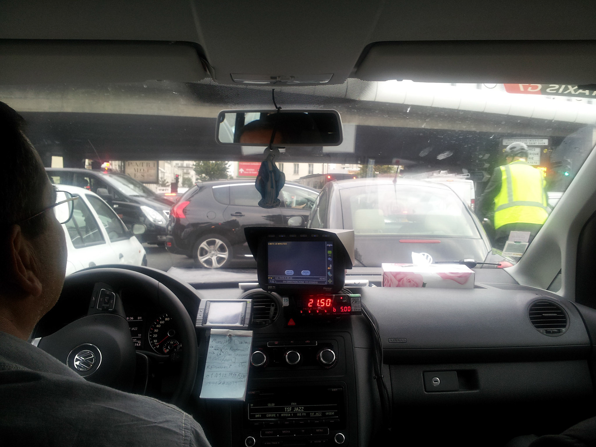 Chaos in de ochtendspits van Parijs