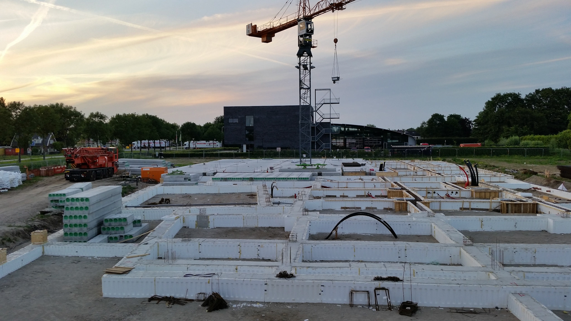 MFC fundering met links het theater