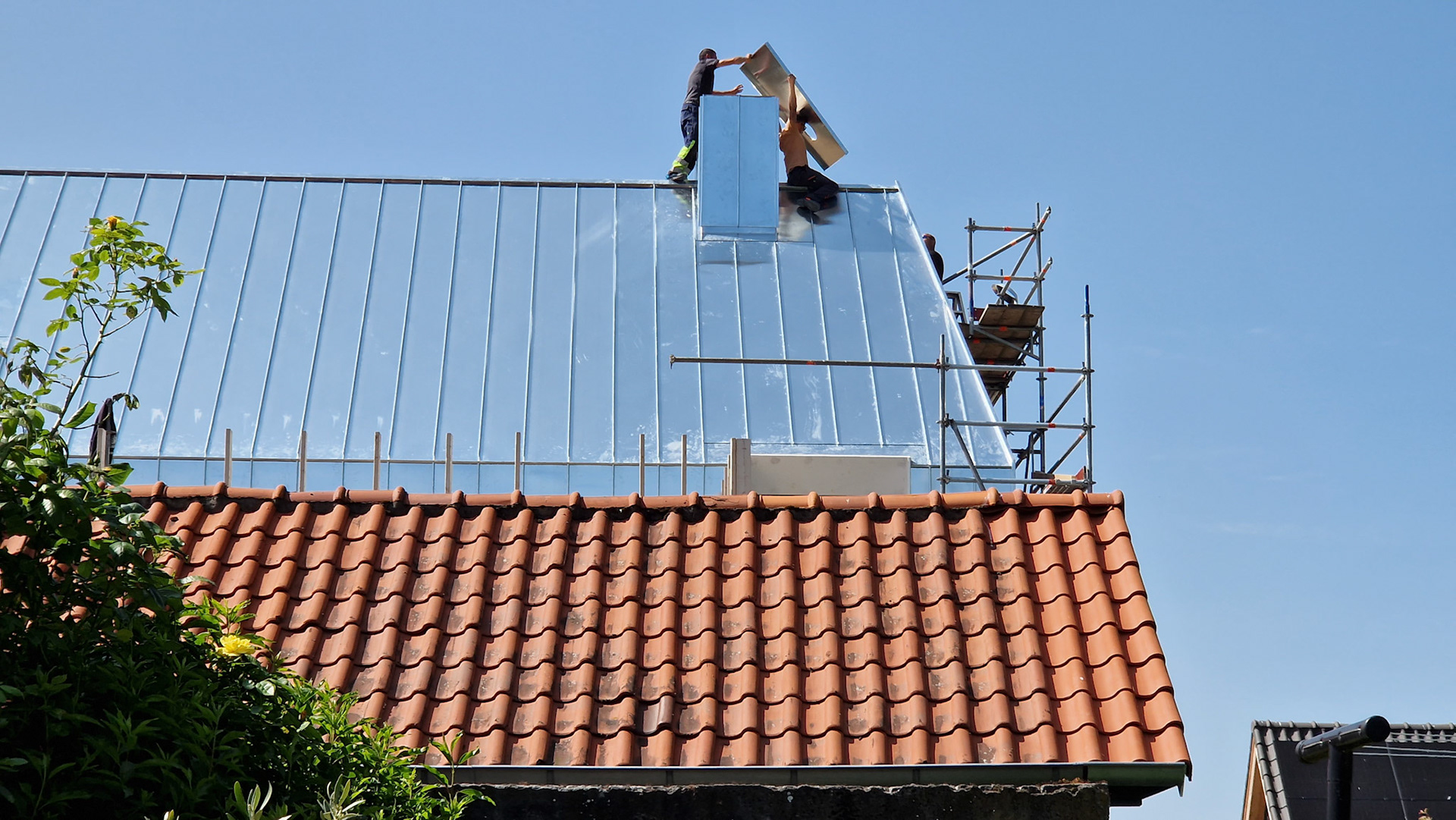 Shiny roof