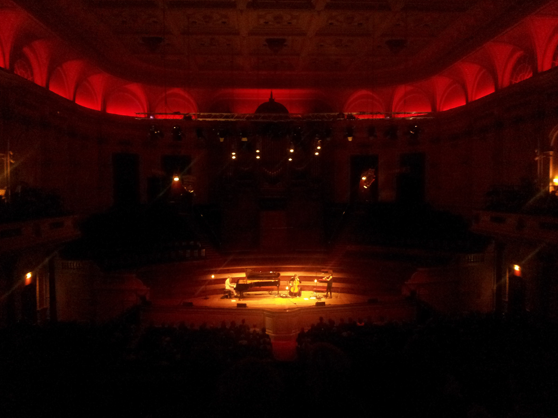 Agnes Obel in het concertgebouw