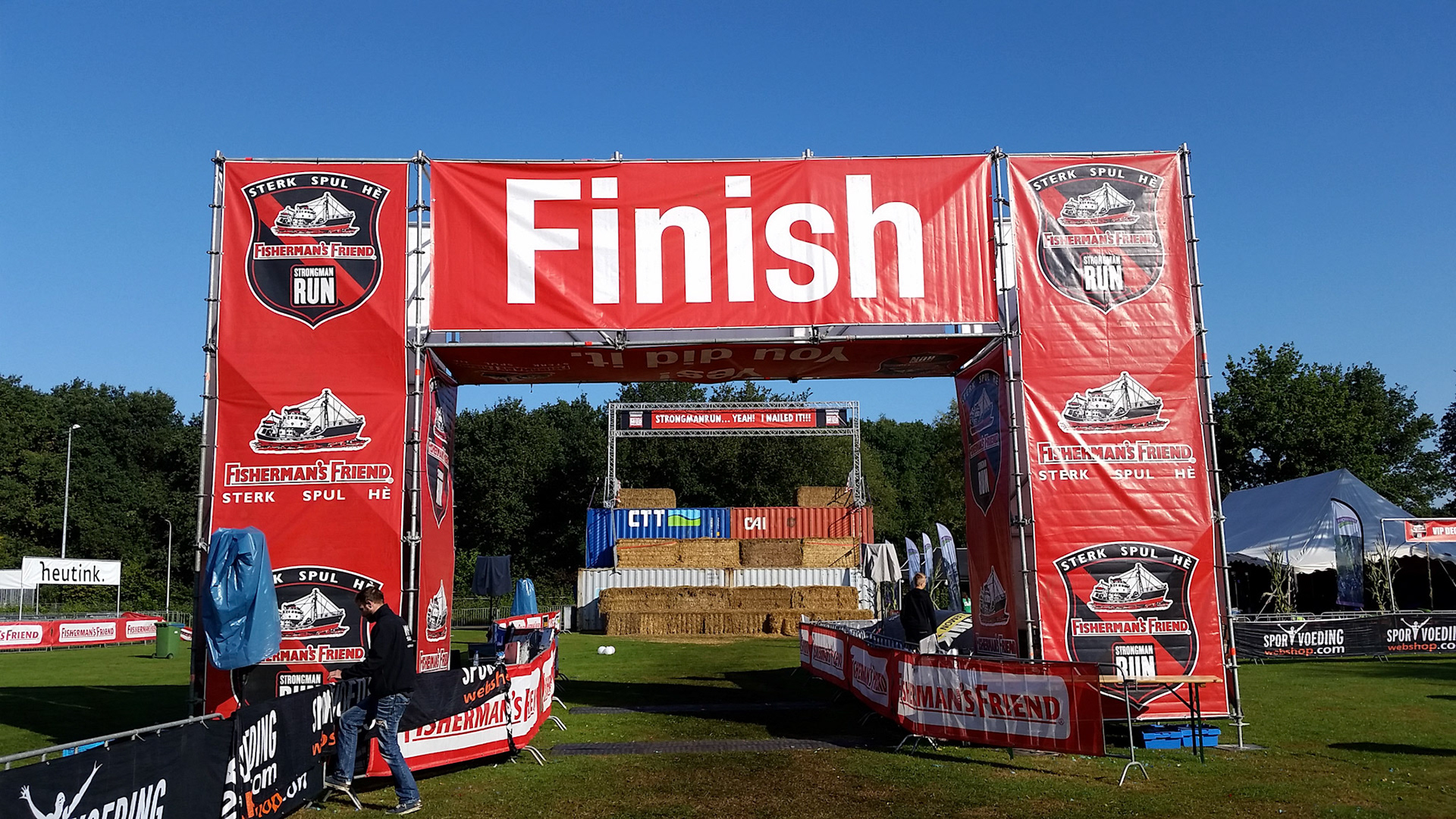 2:44 op de 21K Strongmanrun!