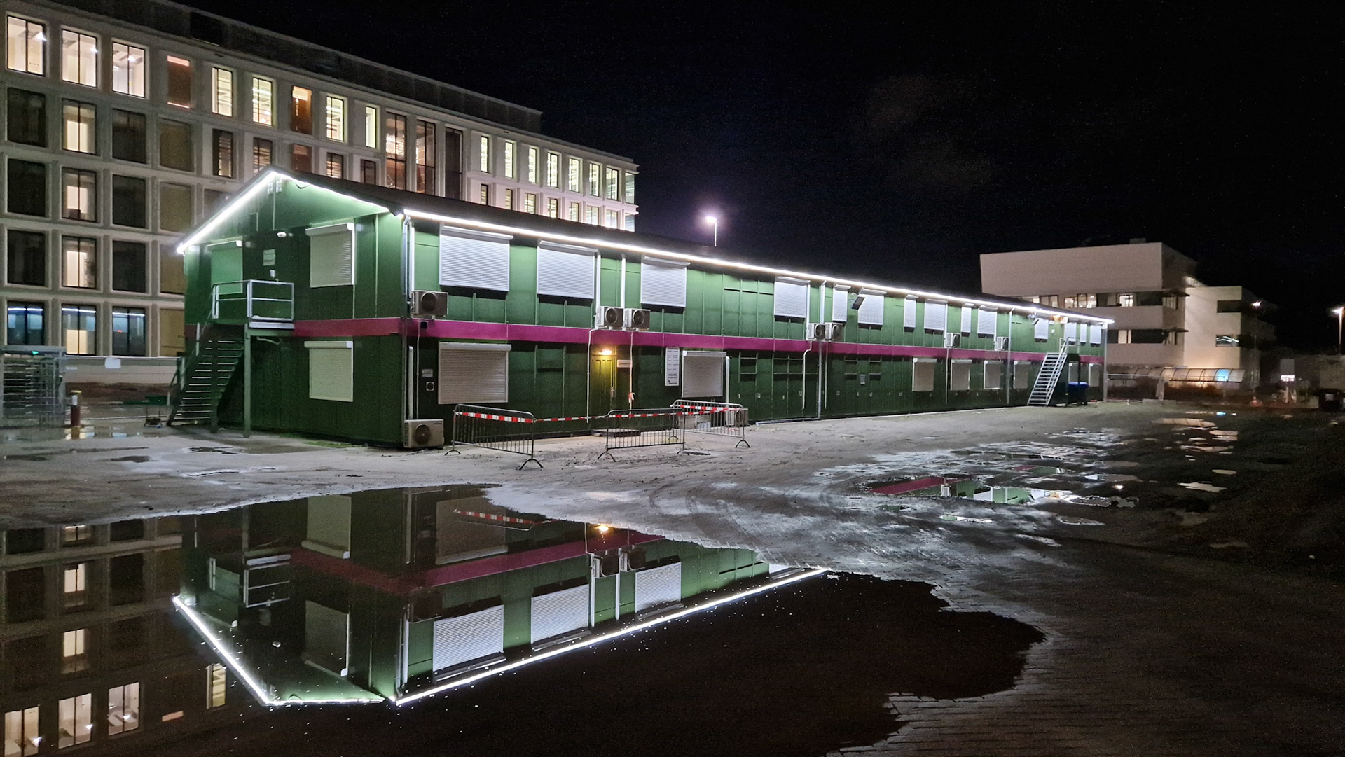 Christmassy construction