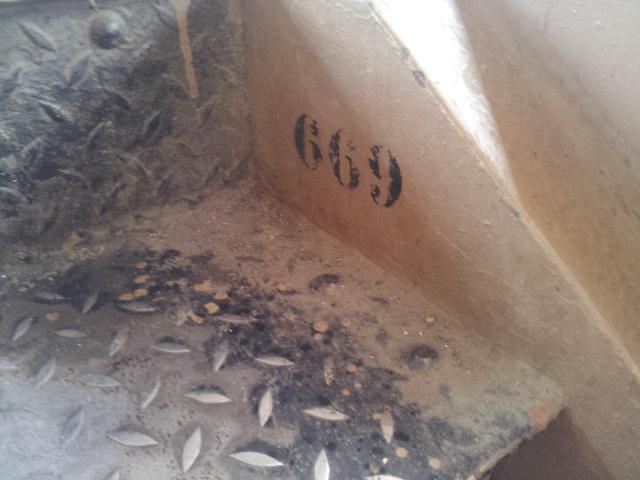 669 treden naar de 2e van de Eifeltoren