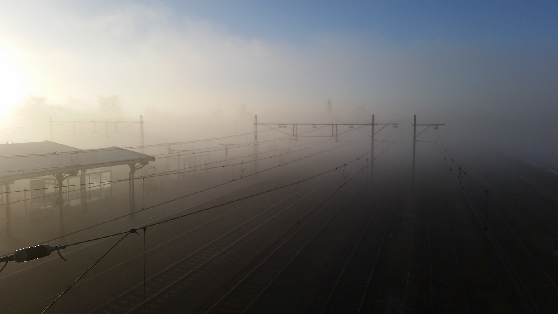 Mistige ochtend op t station