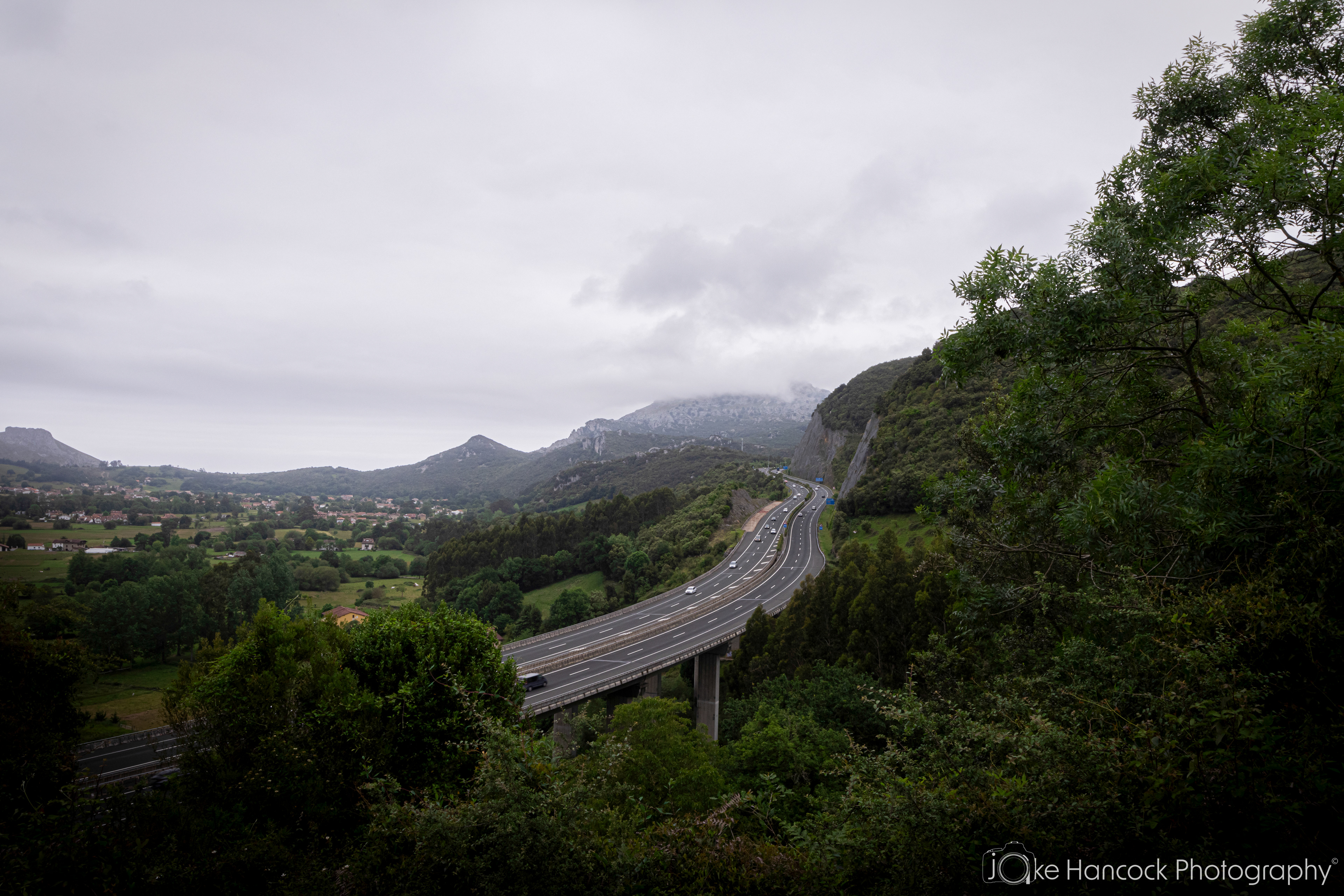 Shutter Speed - 1/80 | Aperture - F14 | ISO - 200