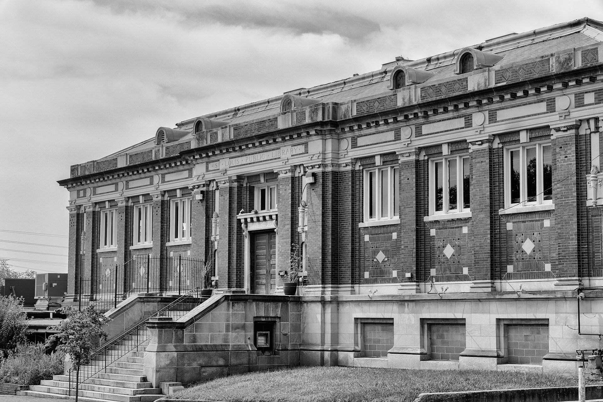 St Louis Public Library