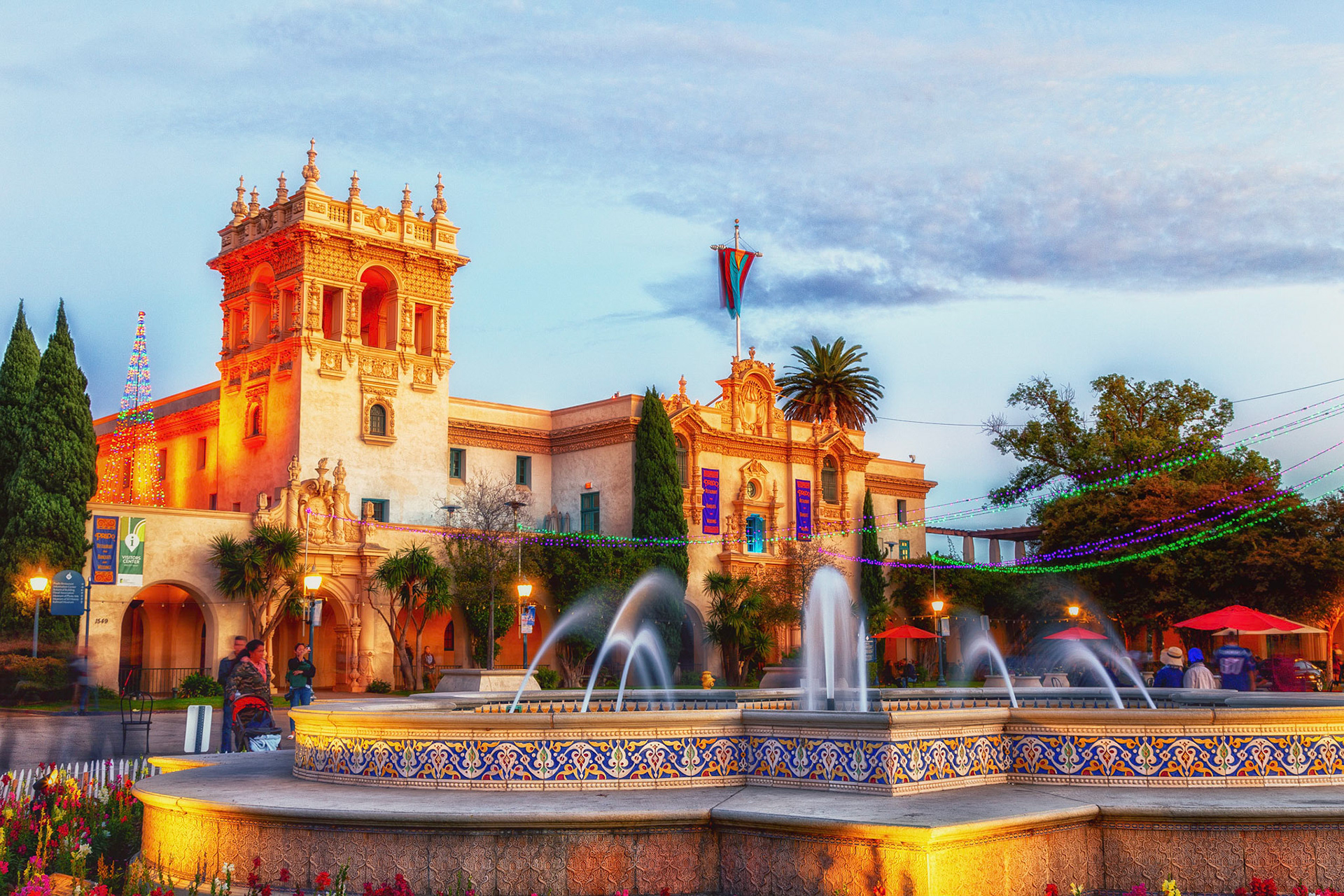 Plaza De Panama and House of Hospitality