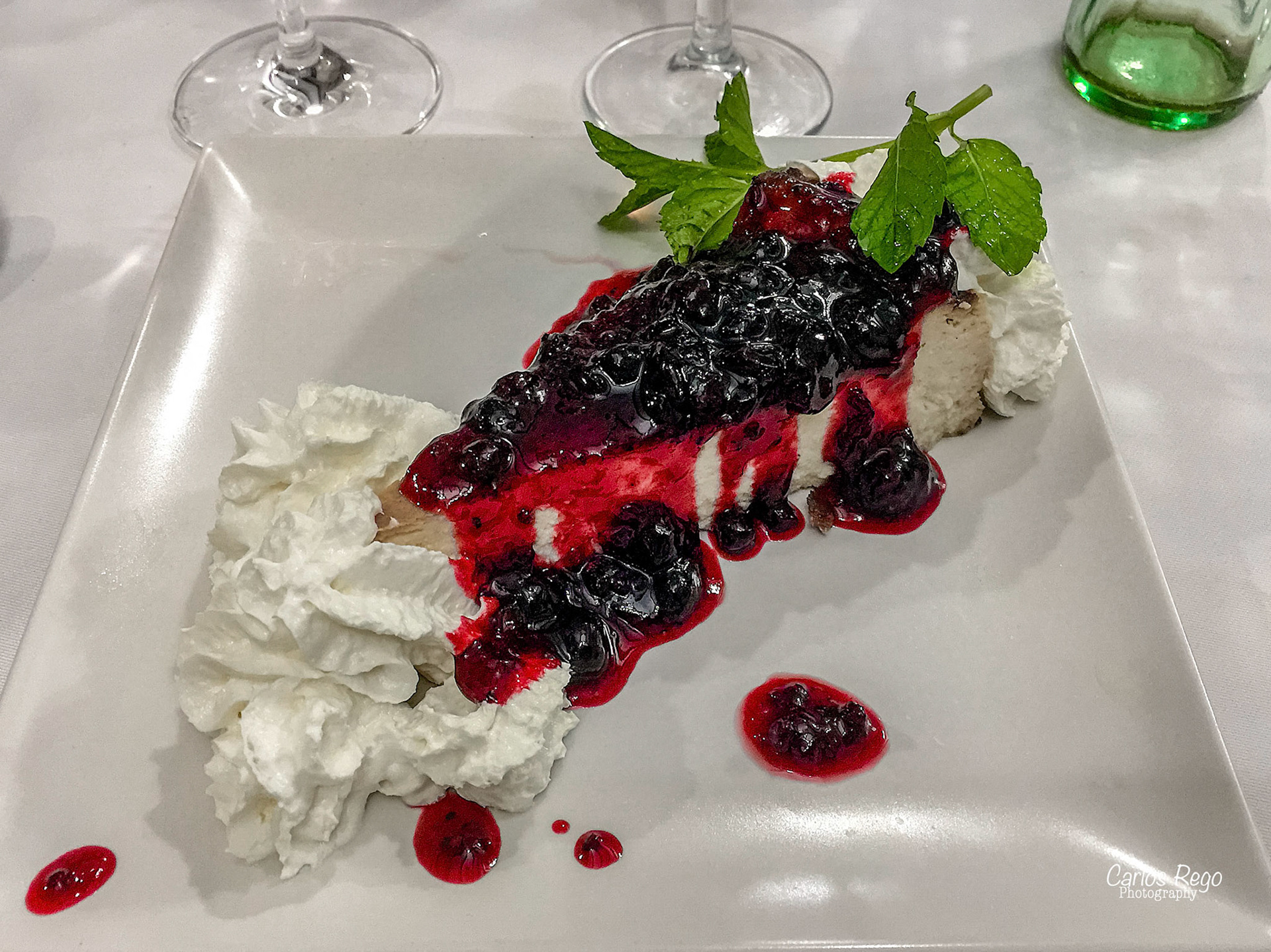 Mesón Mariano - Calle Granados, 2, 29008 Málaga  Tarta de queso con arándanos