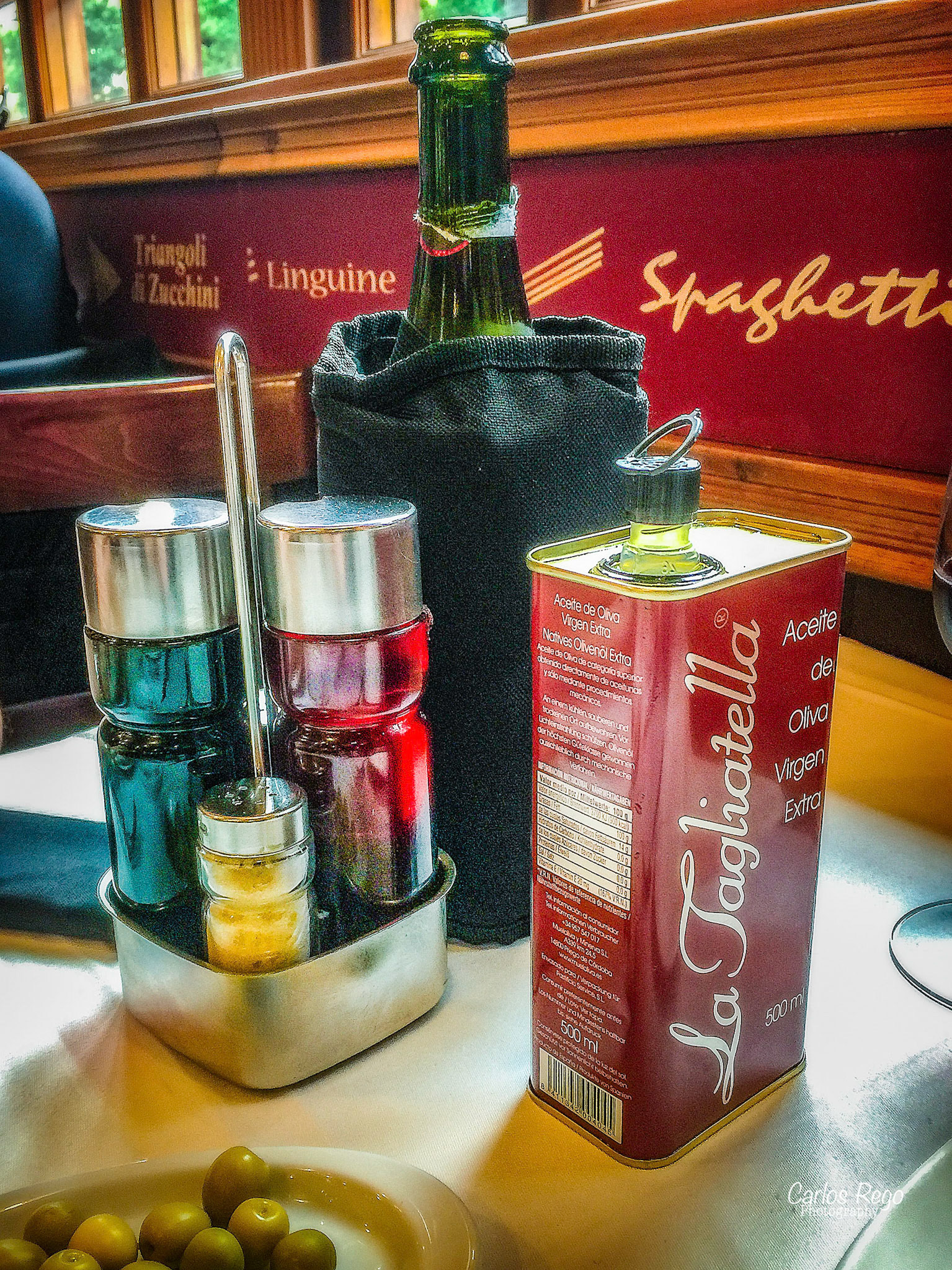 Ristoranti La Tagliatella - Calle Gabriel Celaya, 5, 29006 Málaga  Combo, Aceite y Vino