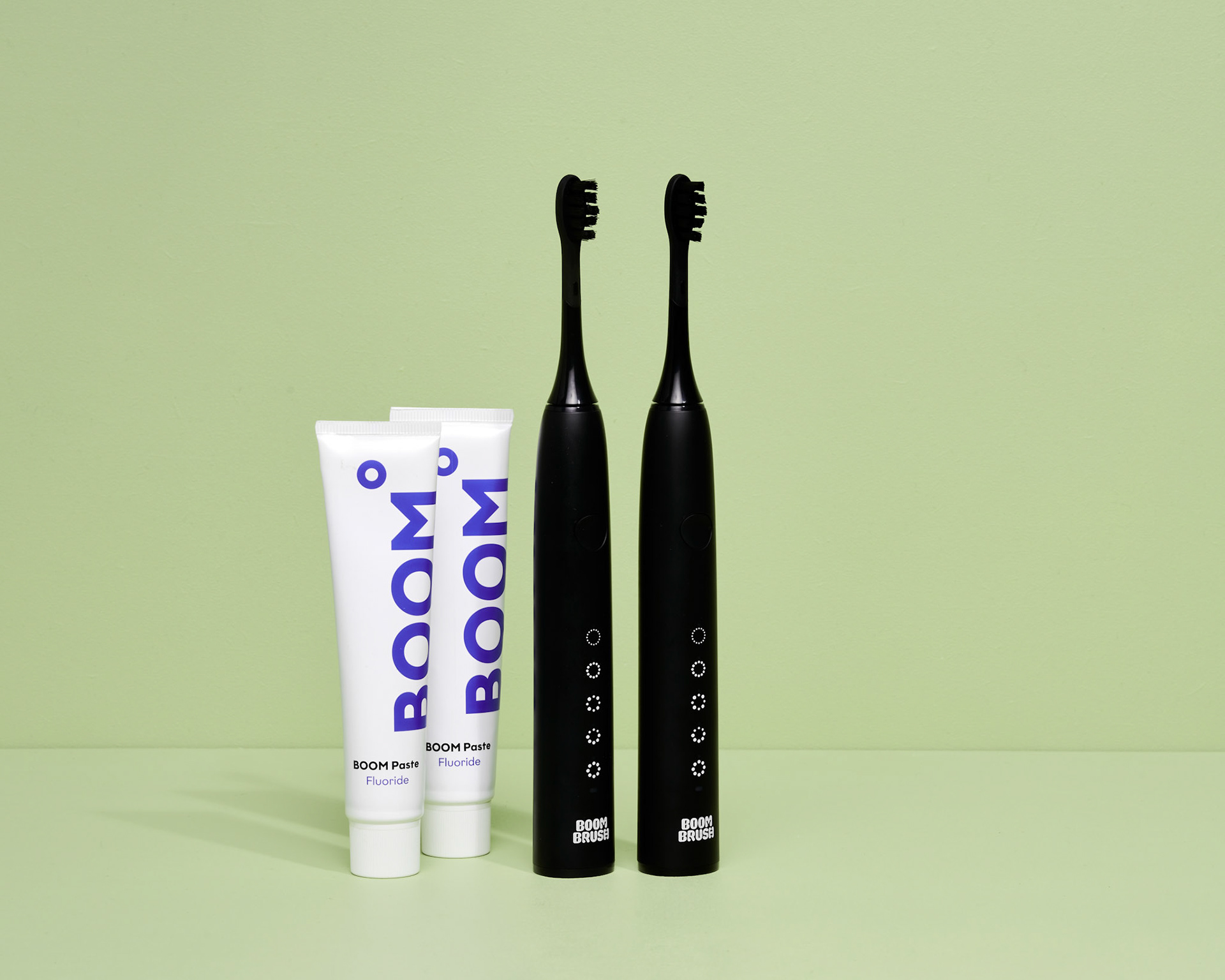 Gestyleerde packshot fotografie bij ons in de studio in Amsterdam voor BOOMBrush