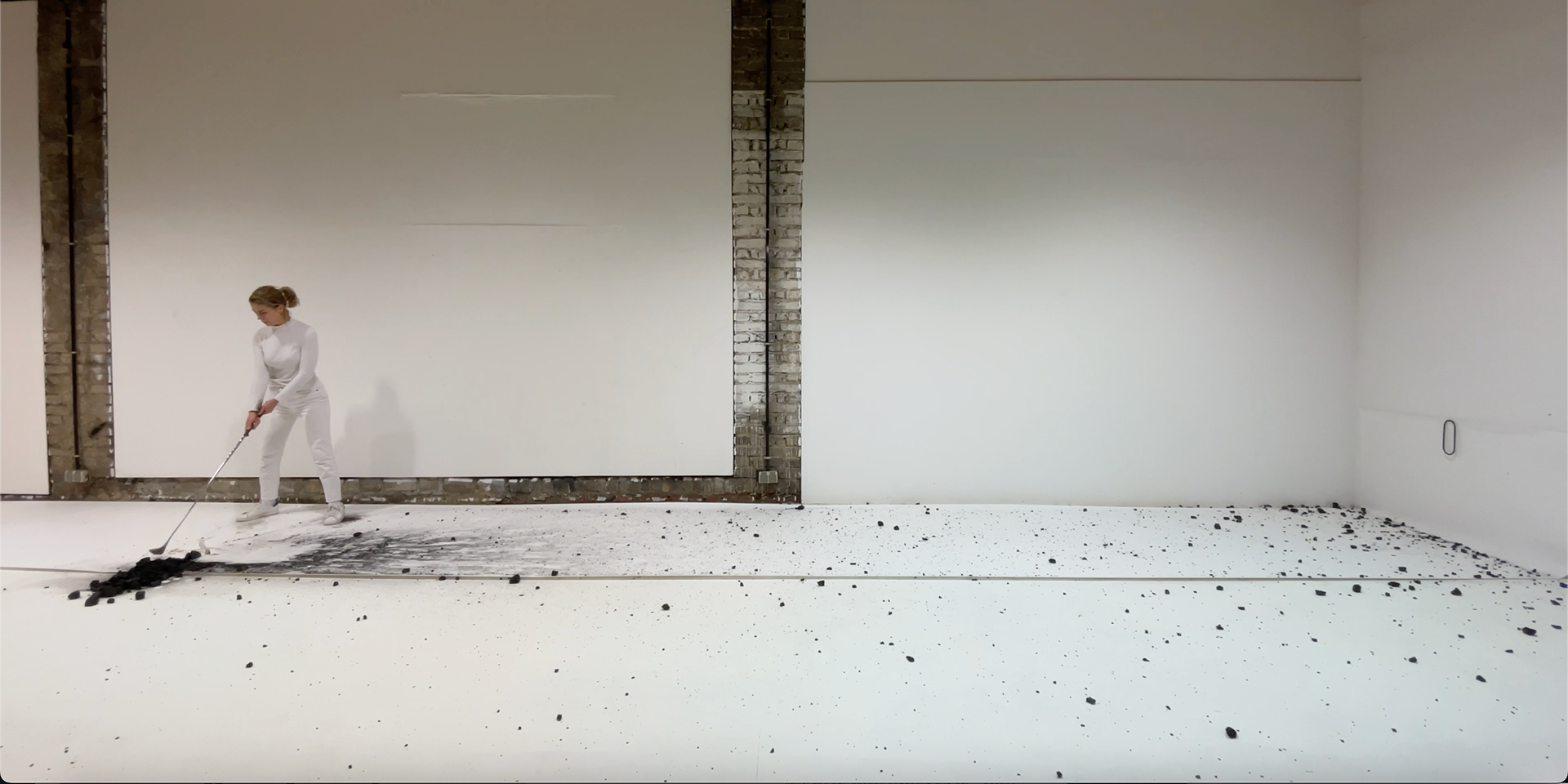 Videostill "Kohle verschleudern"