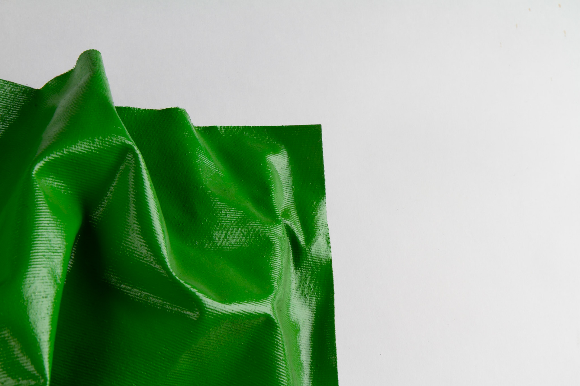 Grüner Lack |2022 Lack auf Leinwand 49x32x8cm