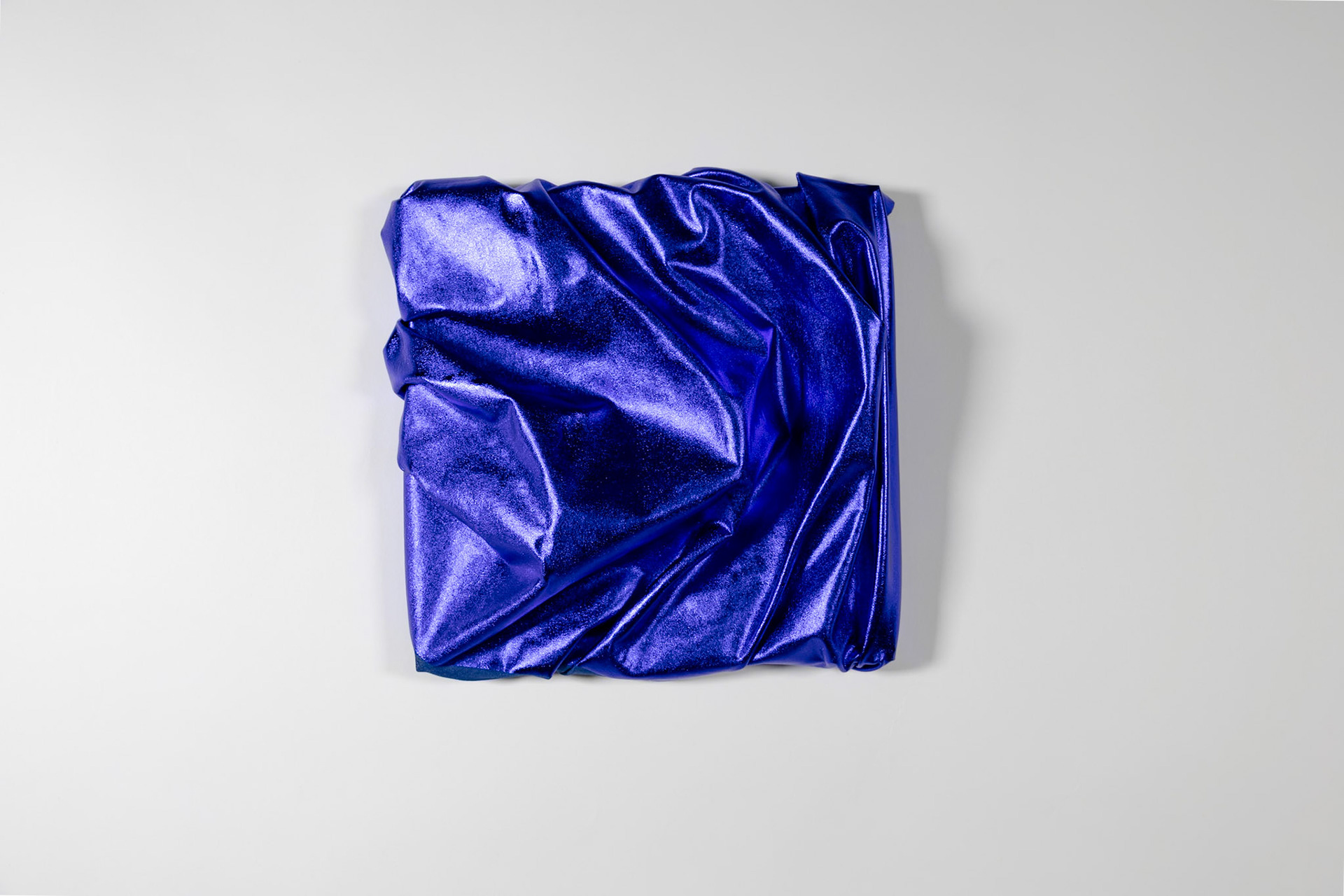 Indigo#2 |2026 Folienjersey auf Leinwand 29x28x6cm
