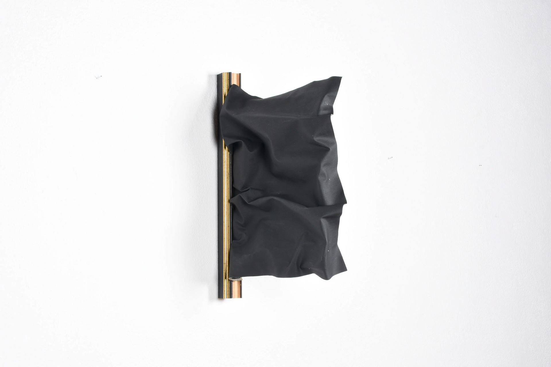 „Ohne Titel“, 2021, Acryl auf Leinwand, 55x30x6 cm.