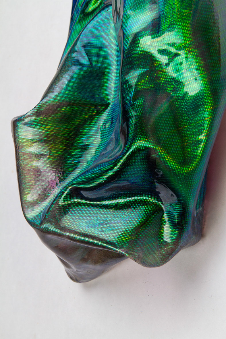 „#1 der Serie Luminoist“, 2023, Mischgewebe mit Autolack, 26x20x10cm