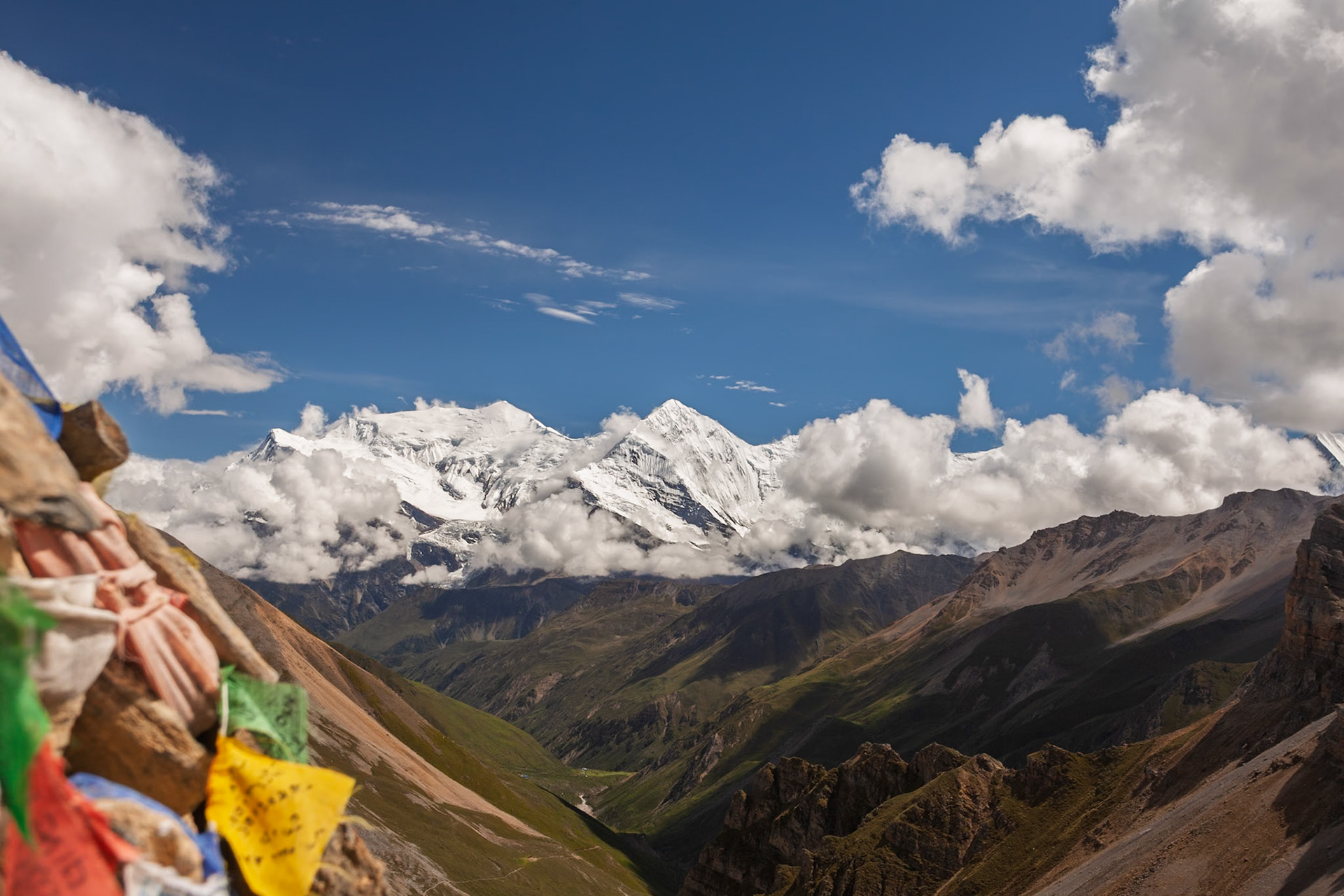 August, 16, 2014 - Views of Annapurnas