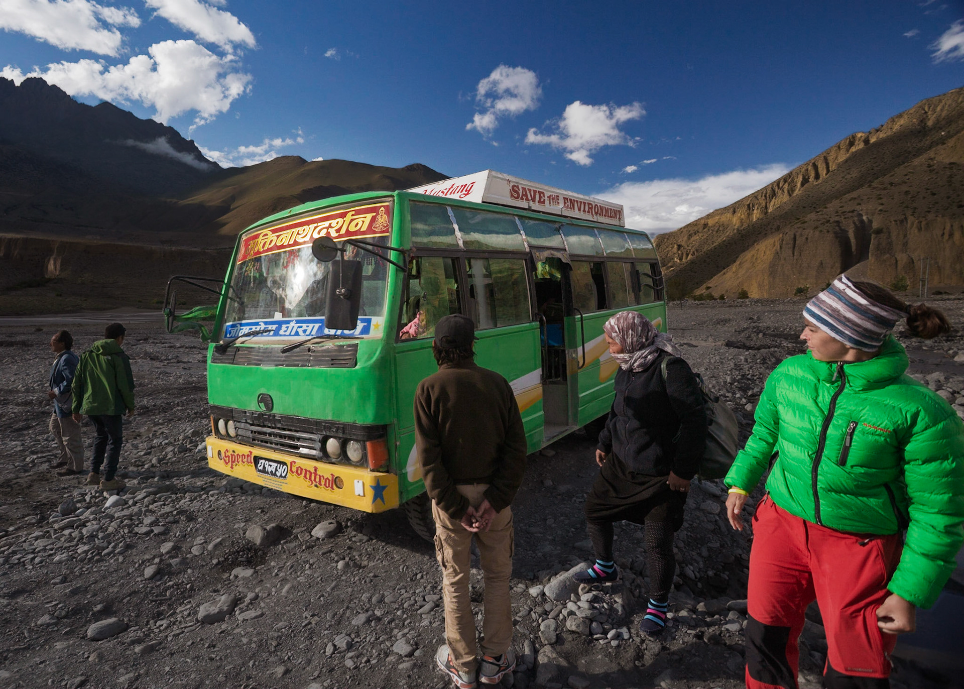 August, 17, 2014 - on the floor of Mustang
