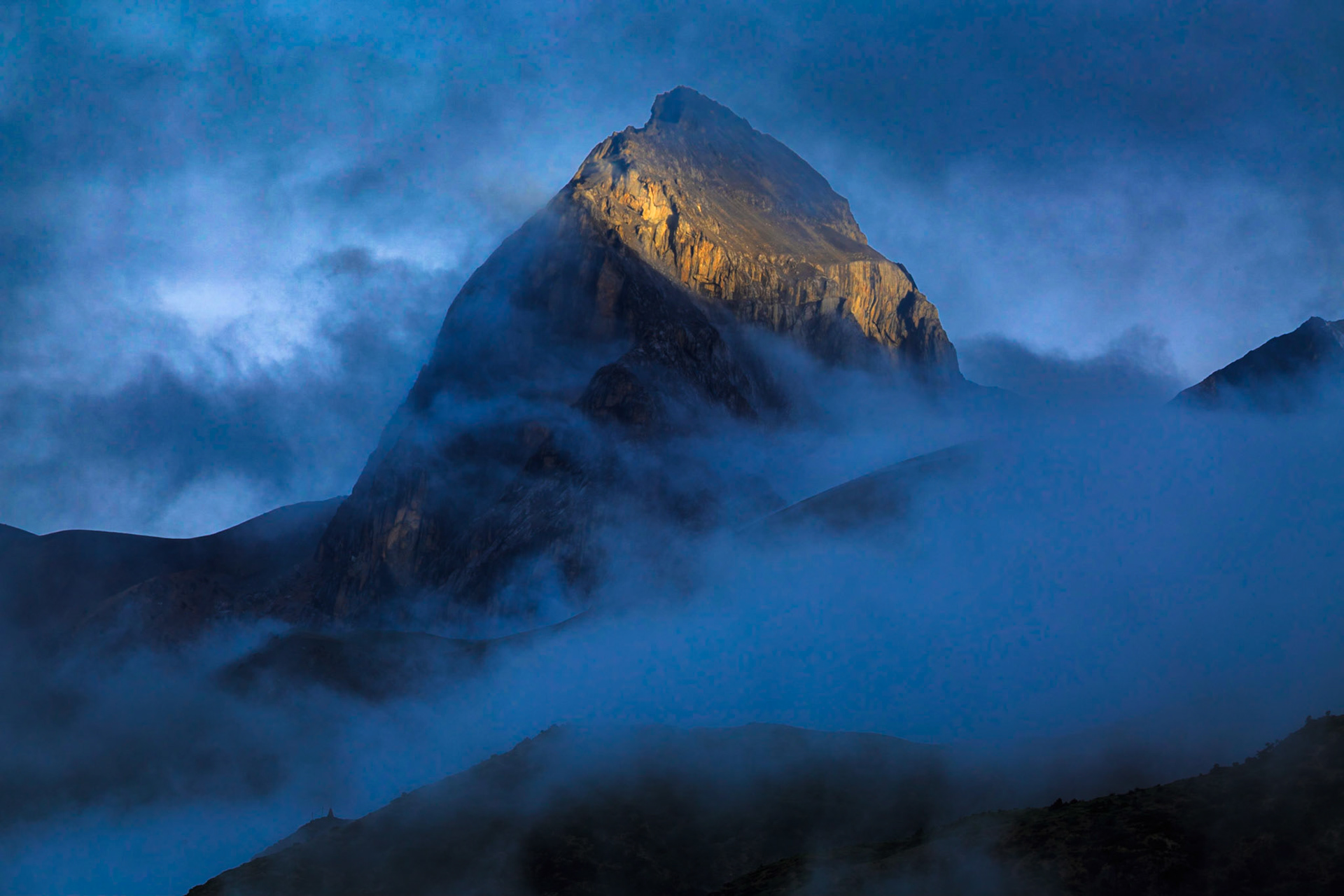 August, 14, 2014 - Views from Manang
