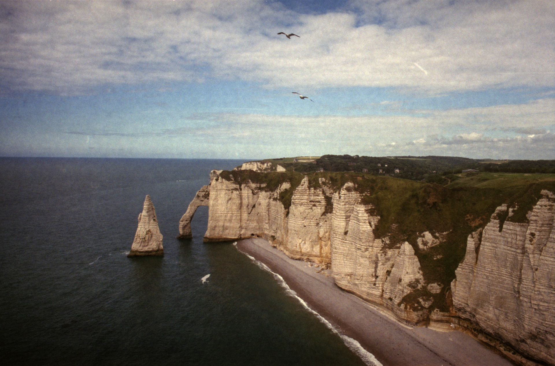 Étretat (France), 2019 / Canon AE1 Program + Fuji Superia Xtra 400