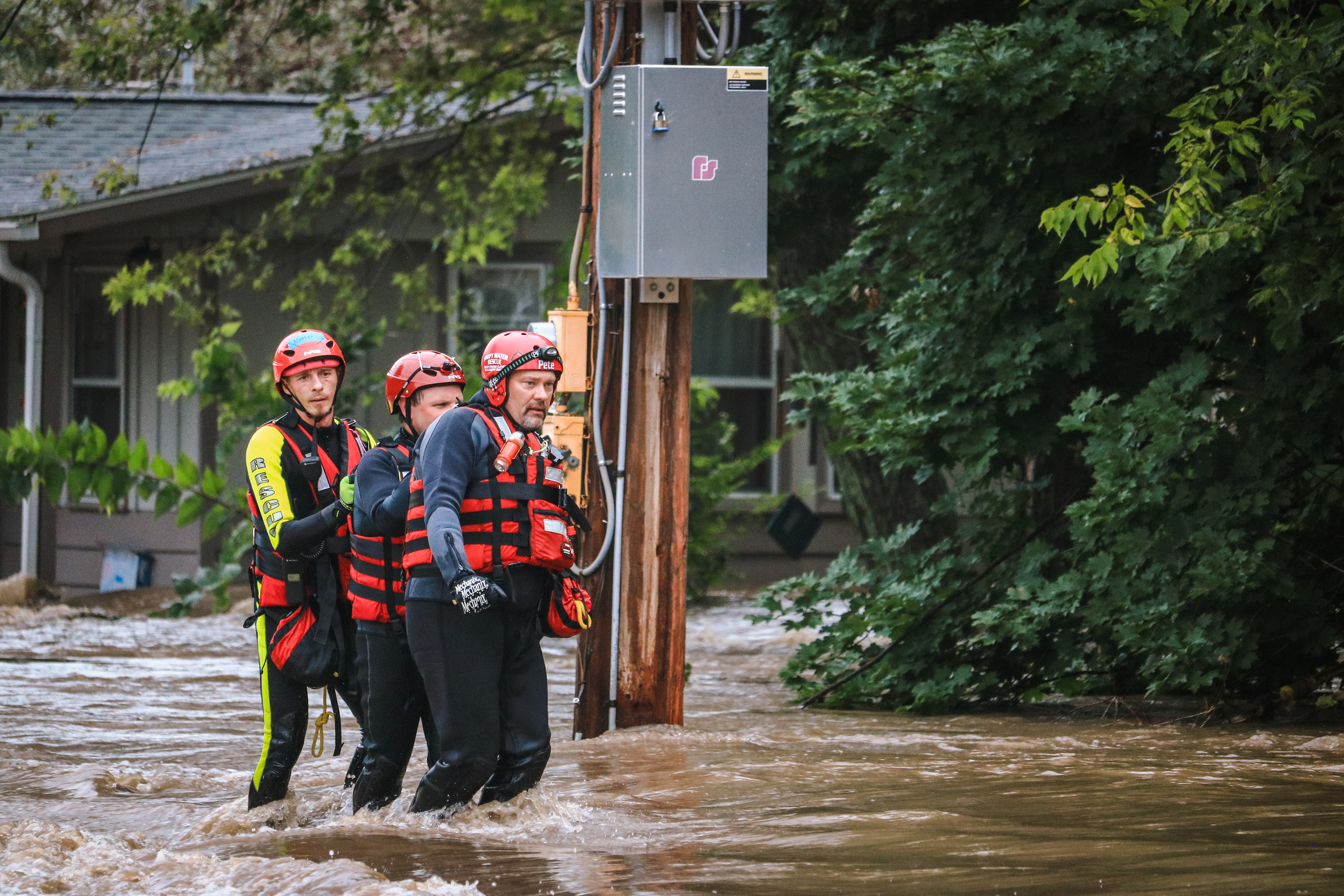 Many fire departments from surrounding area assisted with water rescue teams.