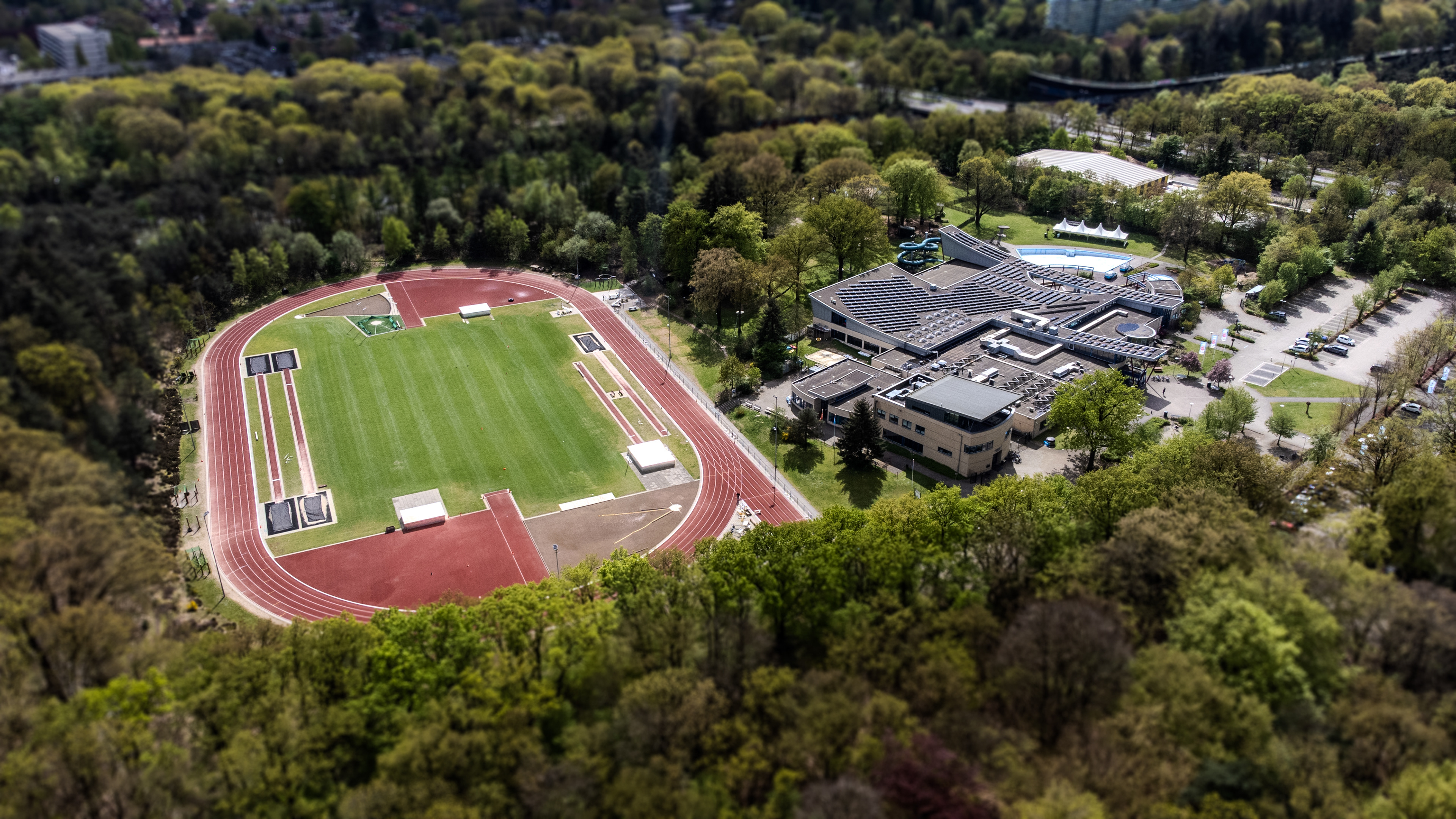 Sportpark Dijnselburg, Huis ter Heide.