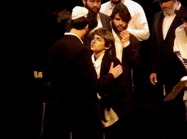 Yael Shavitt with the cast of "Yentl"