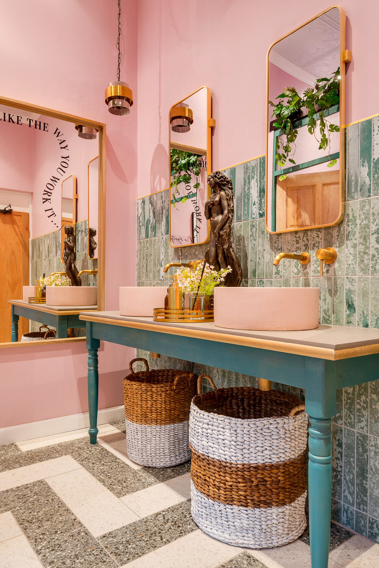 Conchilla Tapas Lounge and Bar (Design: Groundfloor Interiors)