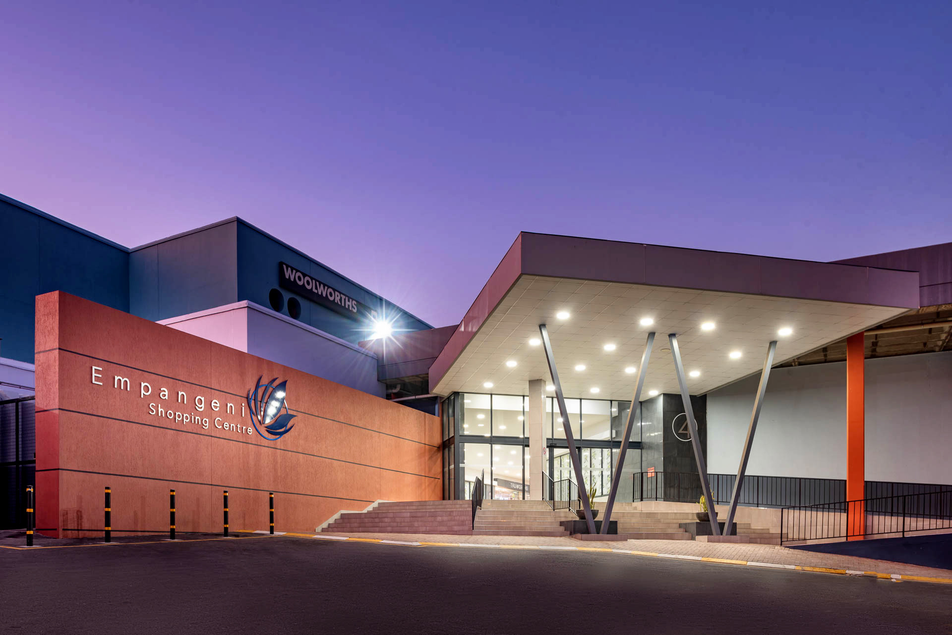 EMPANGENI SHOPPING CENTRE