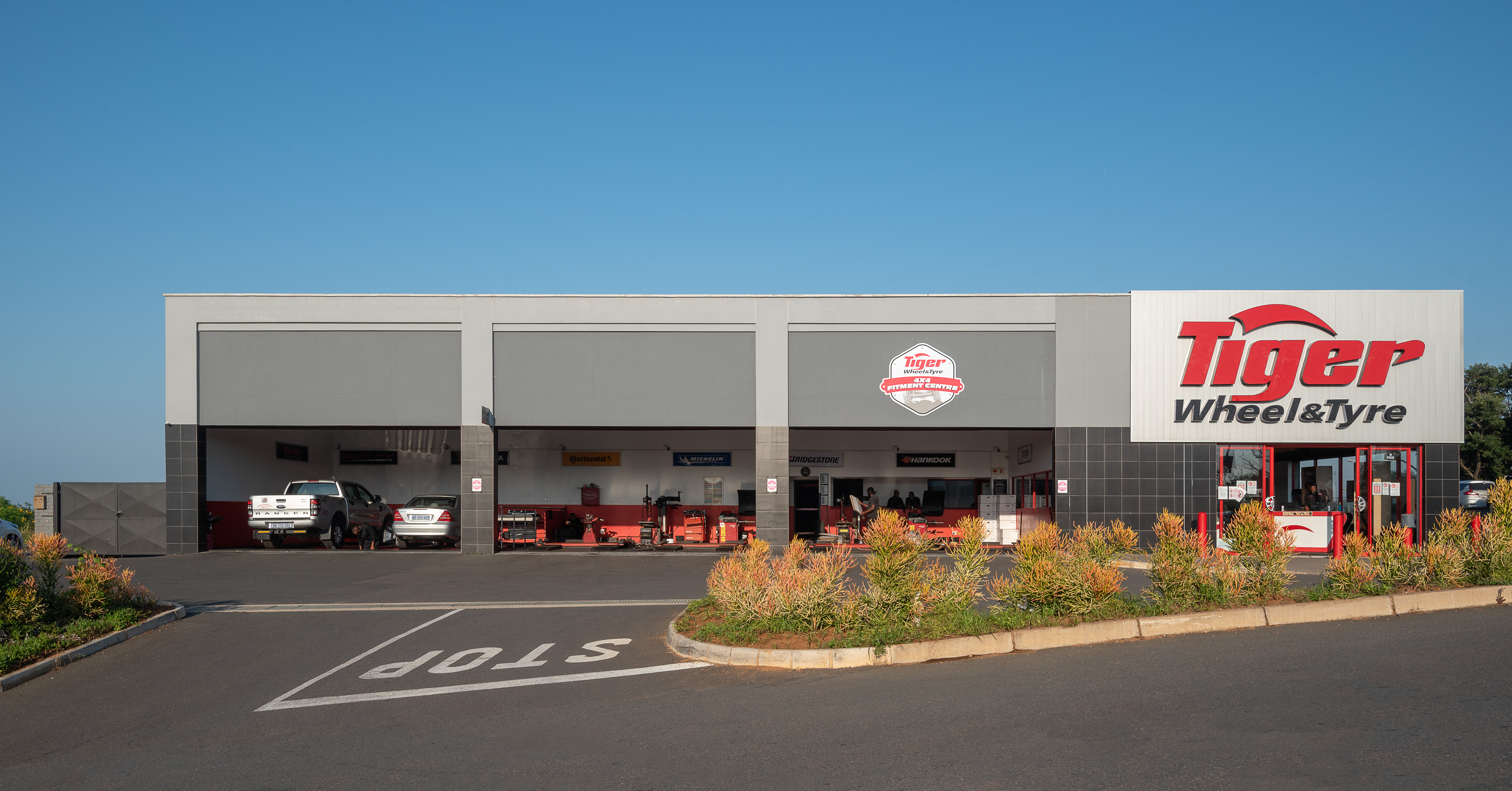 TIGER WHEEL AND TYRE - AMANZIMTOTI