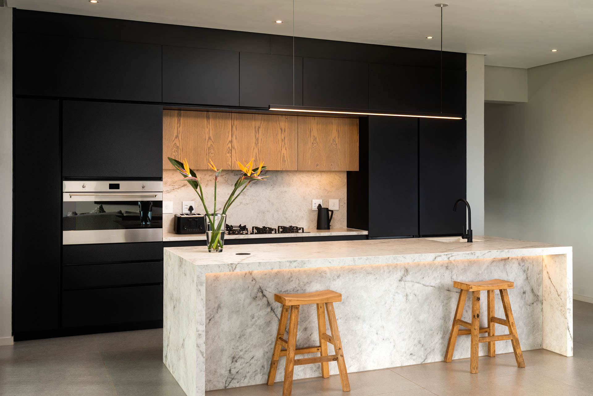 CLIENT: KINGSTON KITCHENS