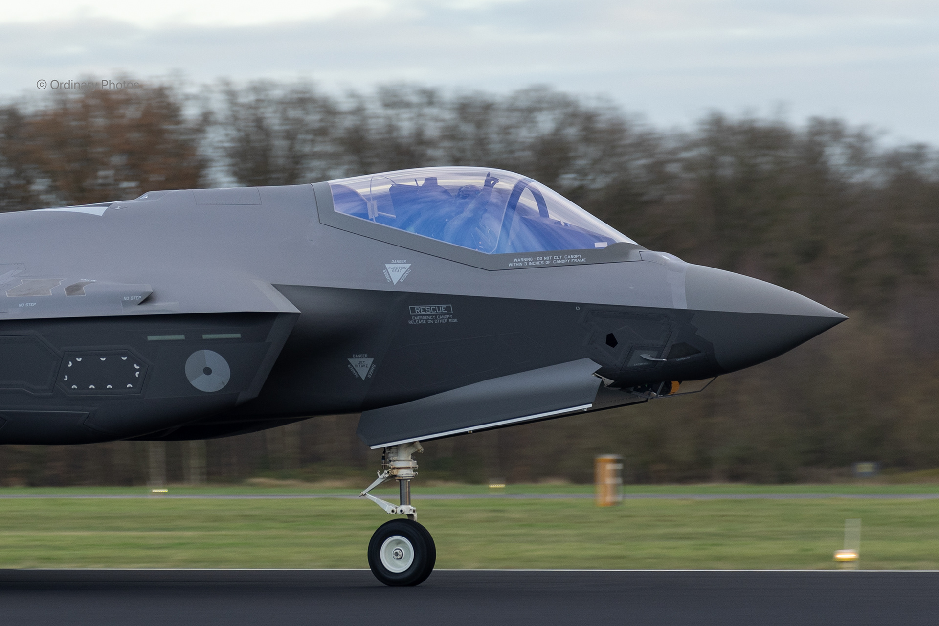 Landing of the F-035 at Volkel Air Base