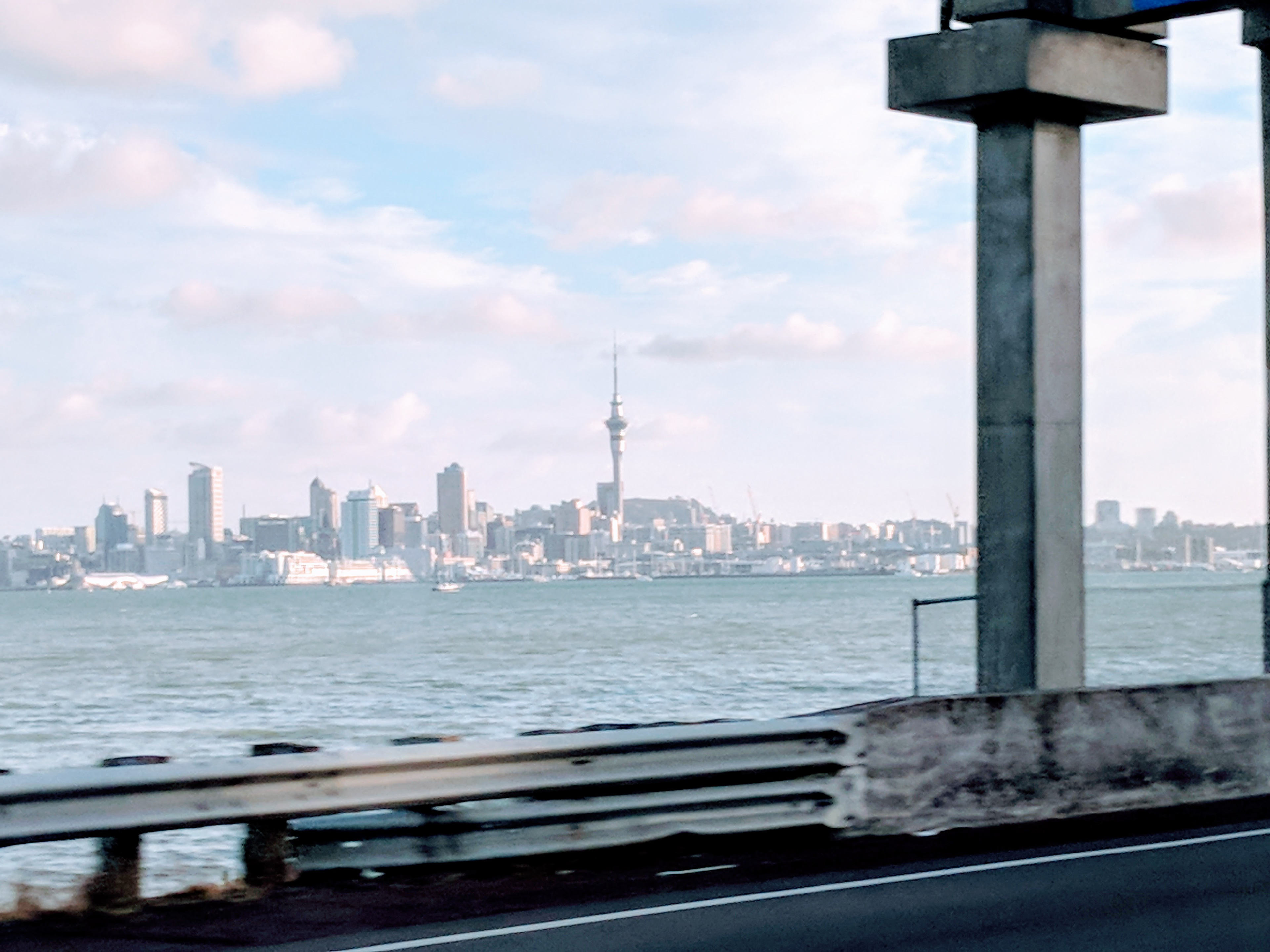 Auckland. 2017.