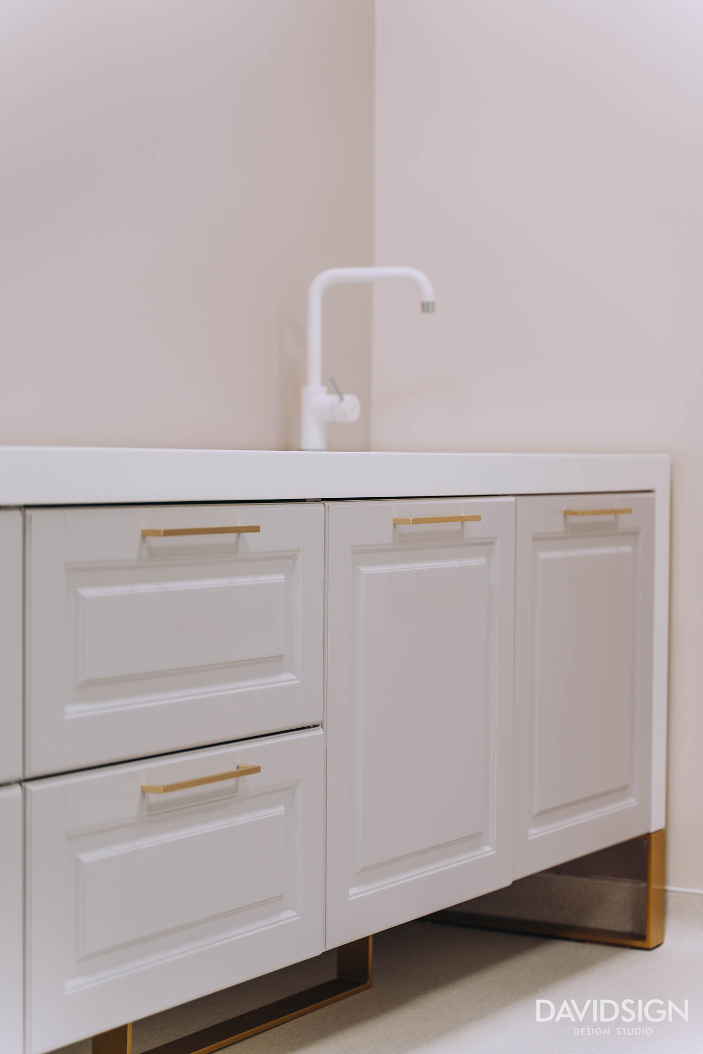 design interior cabinet medical