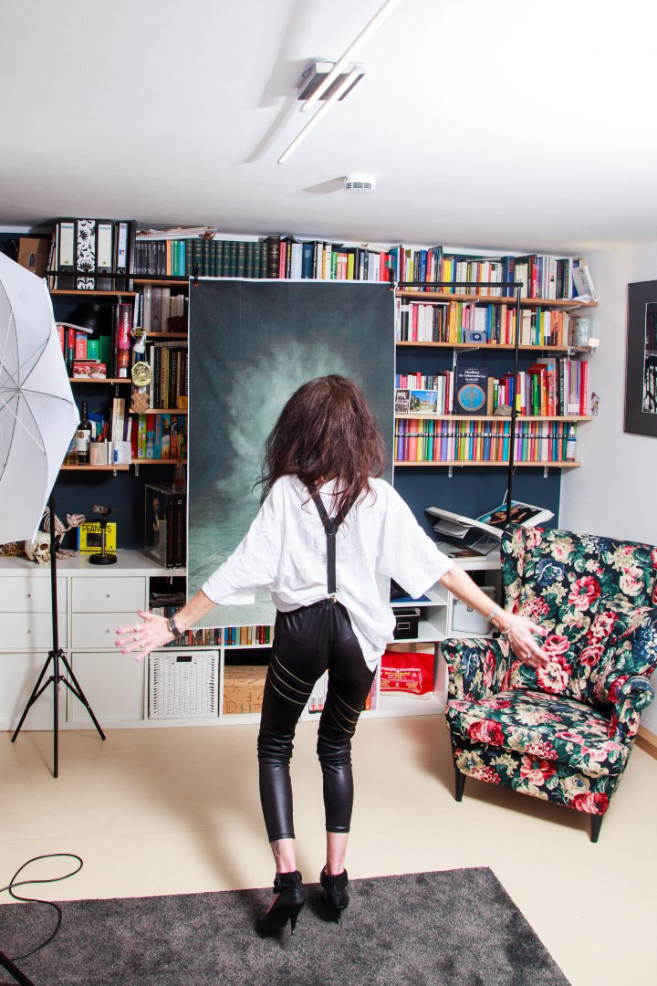 Homeshooting with Helena