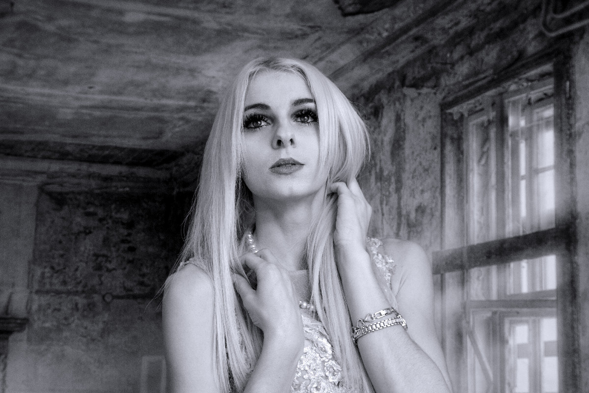 Homeshooting with Sabrina