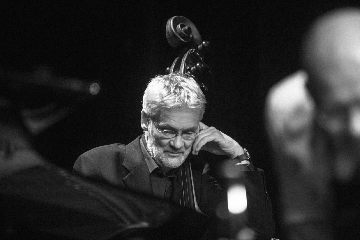 Live at Lustspielhaus