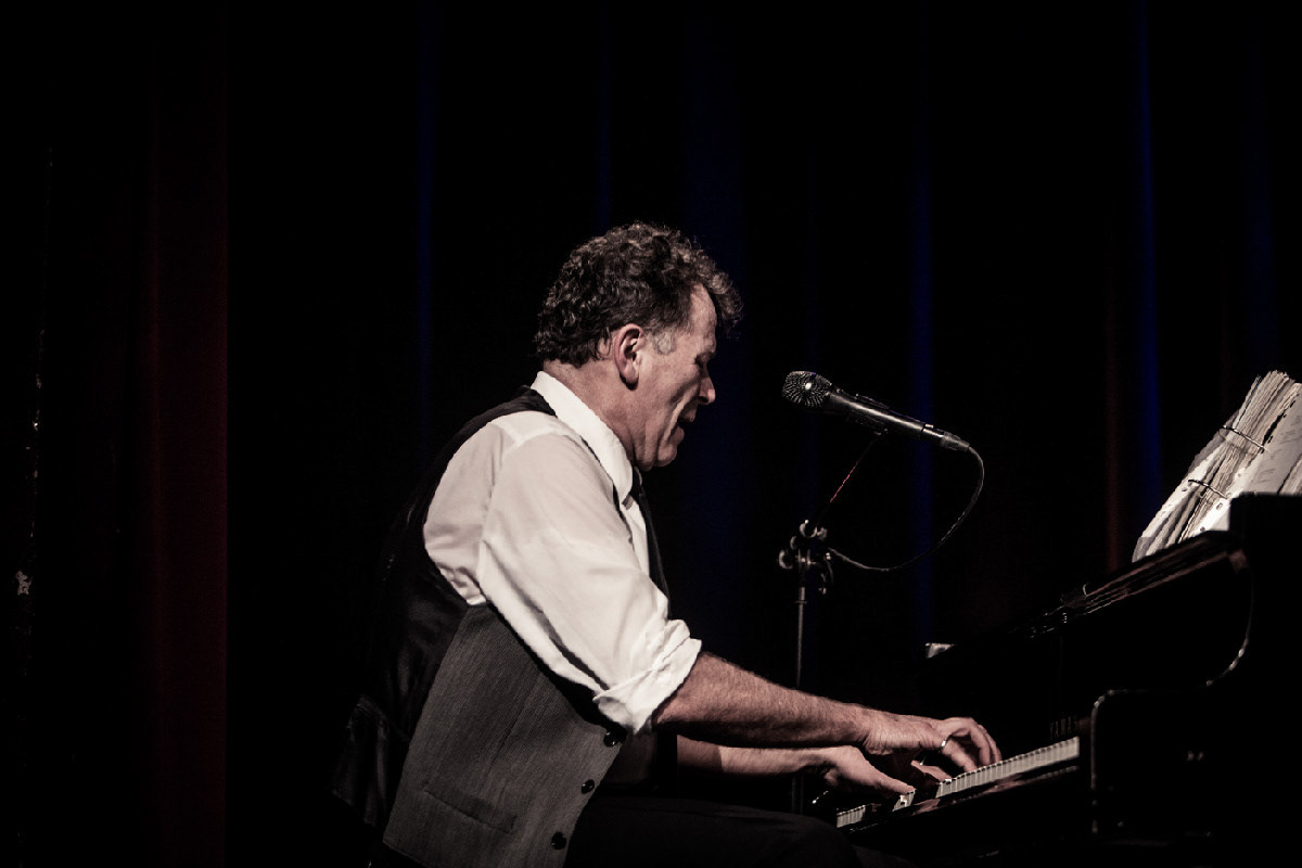 Live at Lustspielhaus